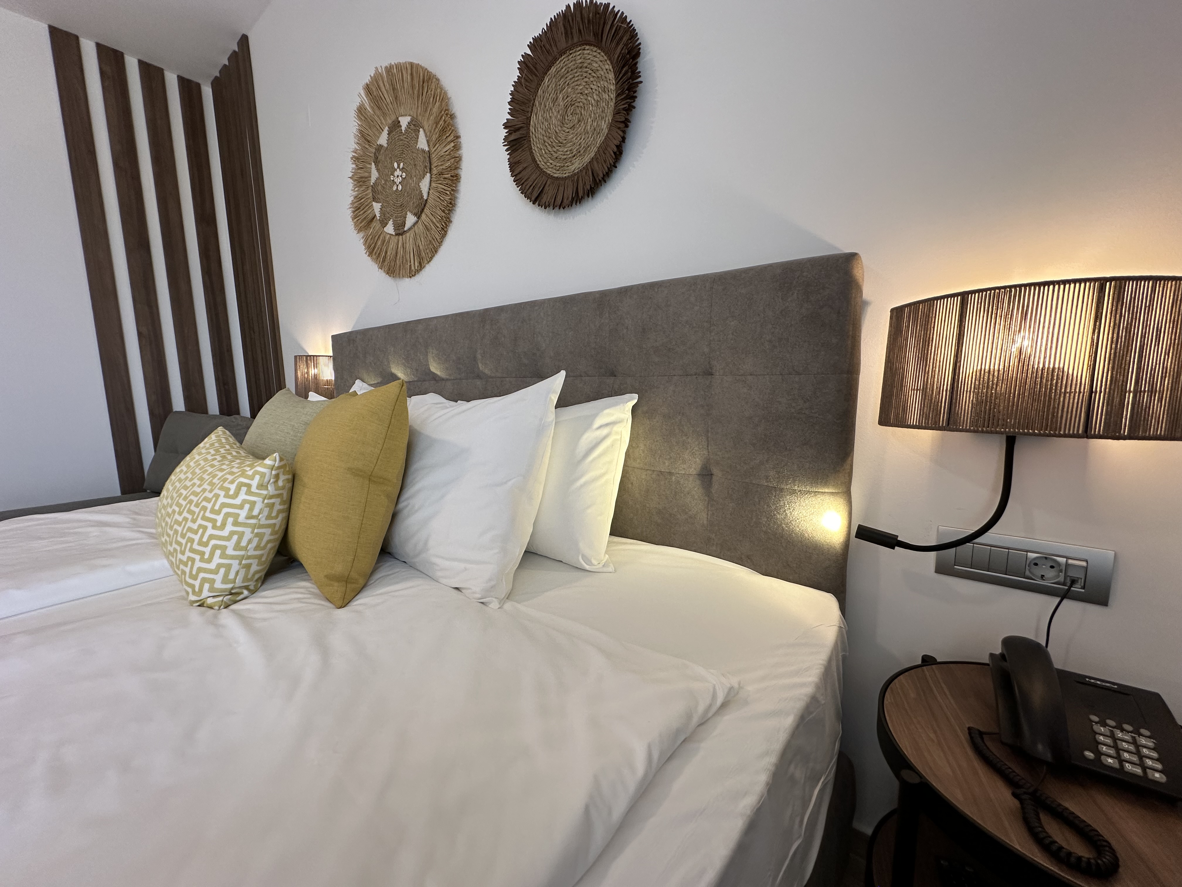 Family Room Capacity 4