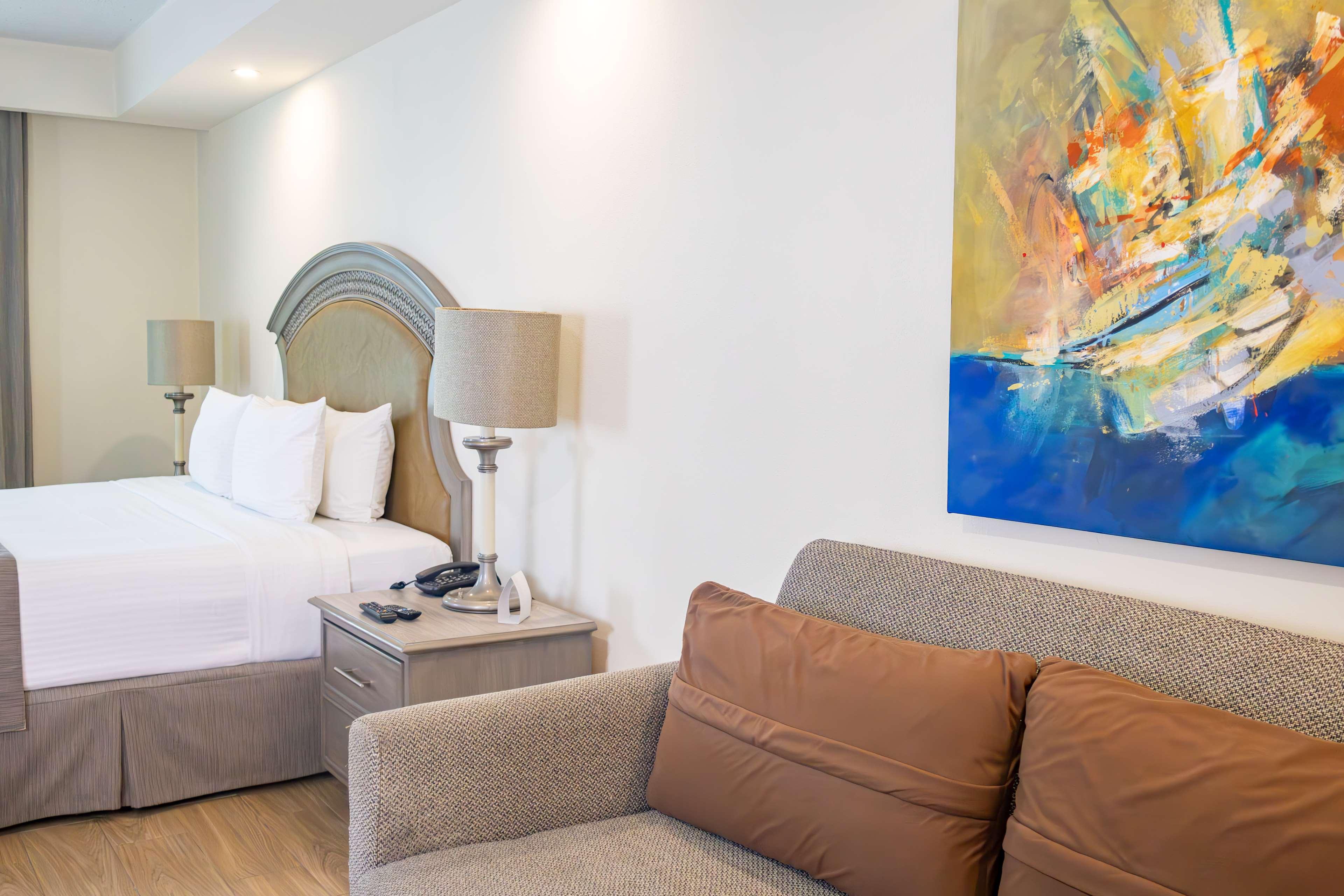 Junior Suite King Bed Non Smoking