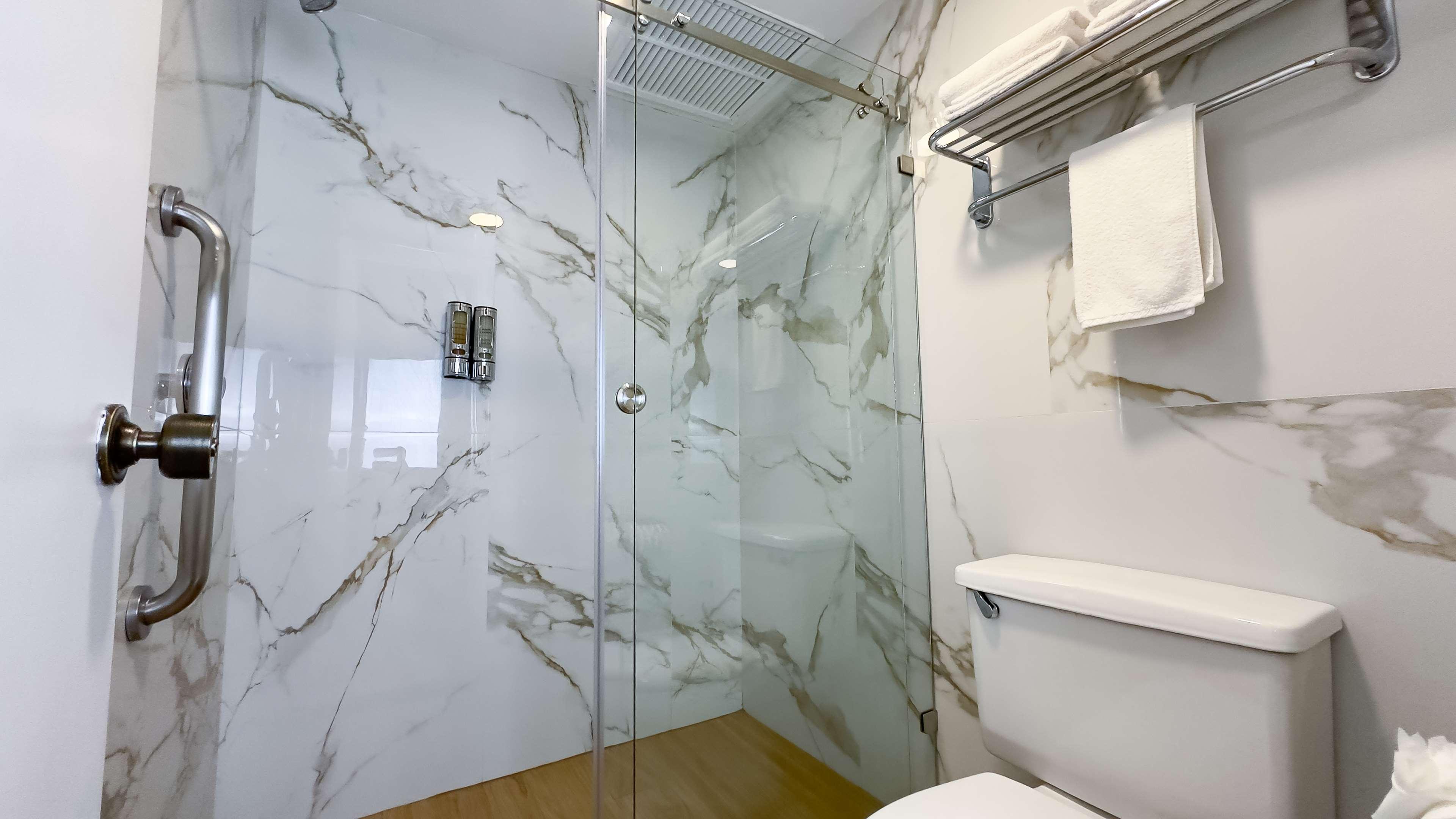 Junior Suite Two Double Beds Non Smoking