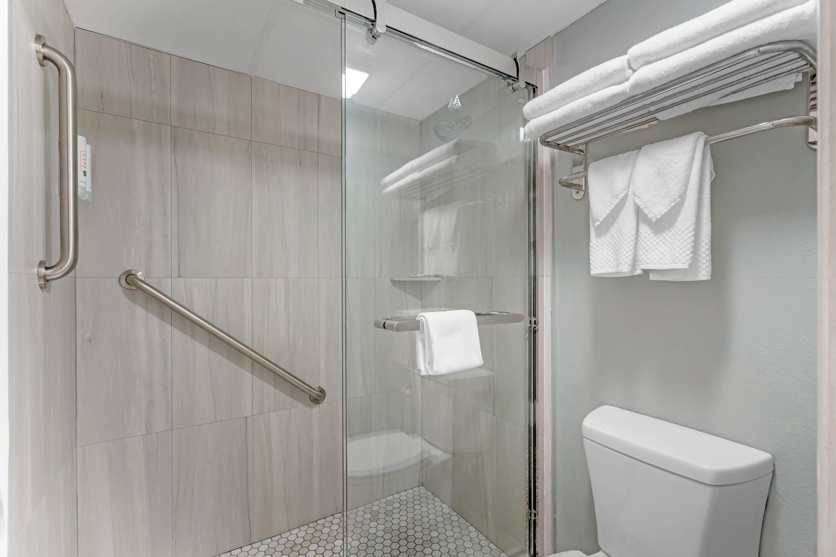 Double King Bed Non Smoking