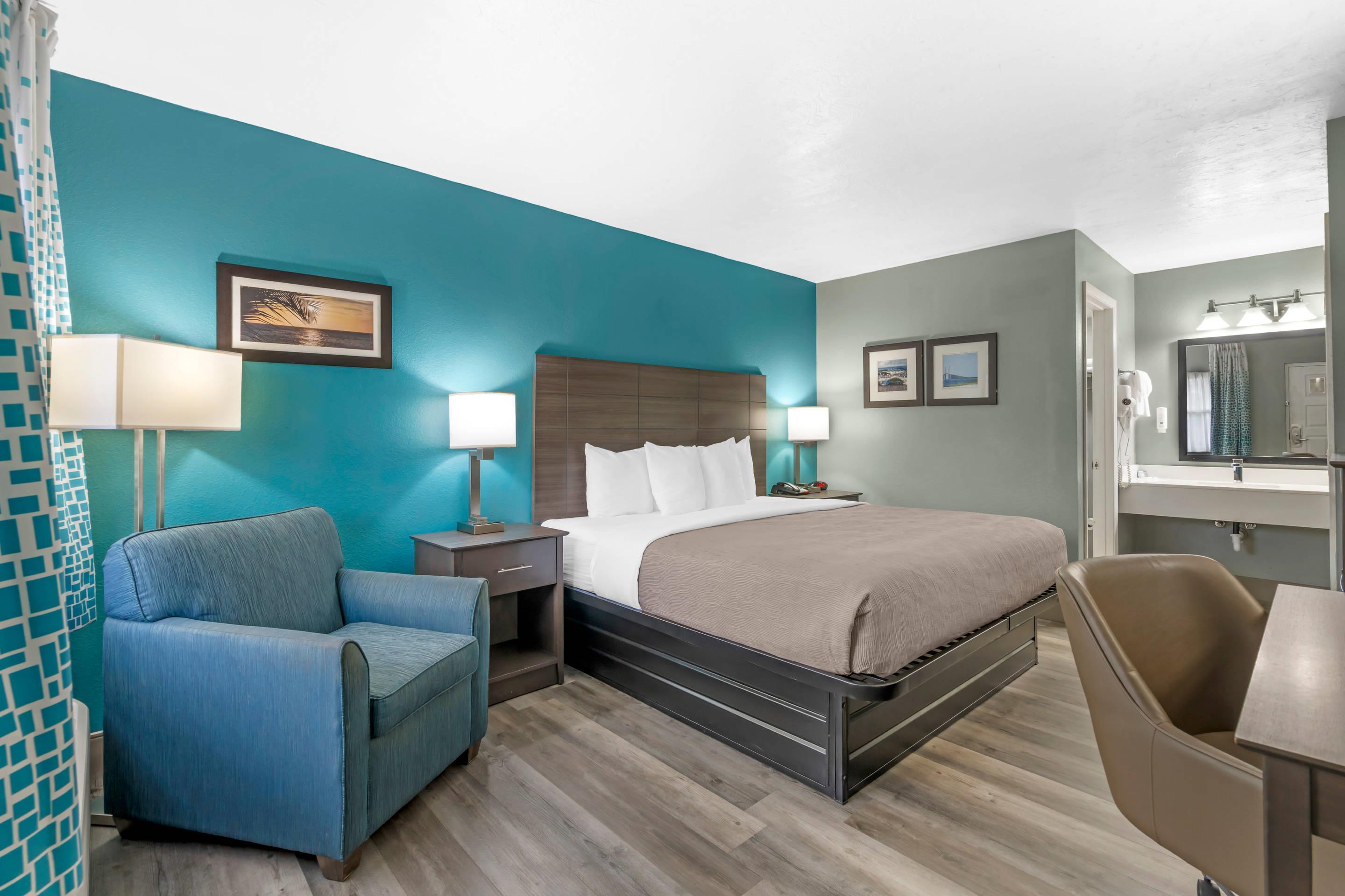 Double King Bed Non Smoking