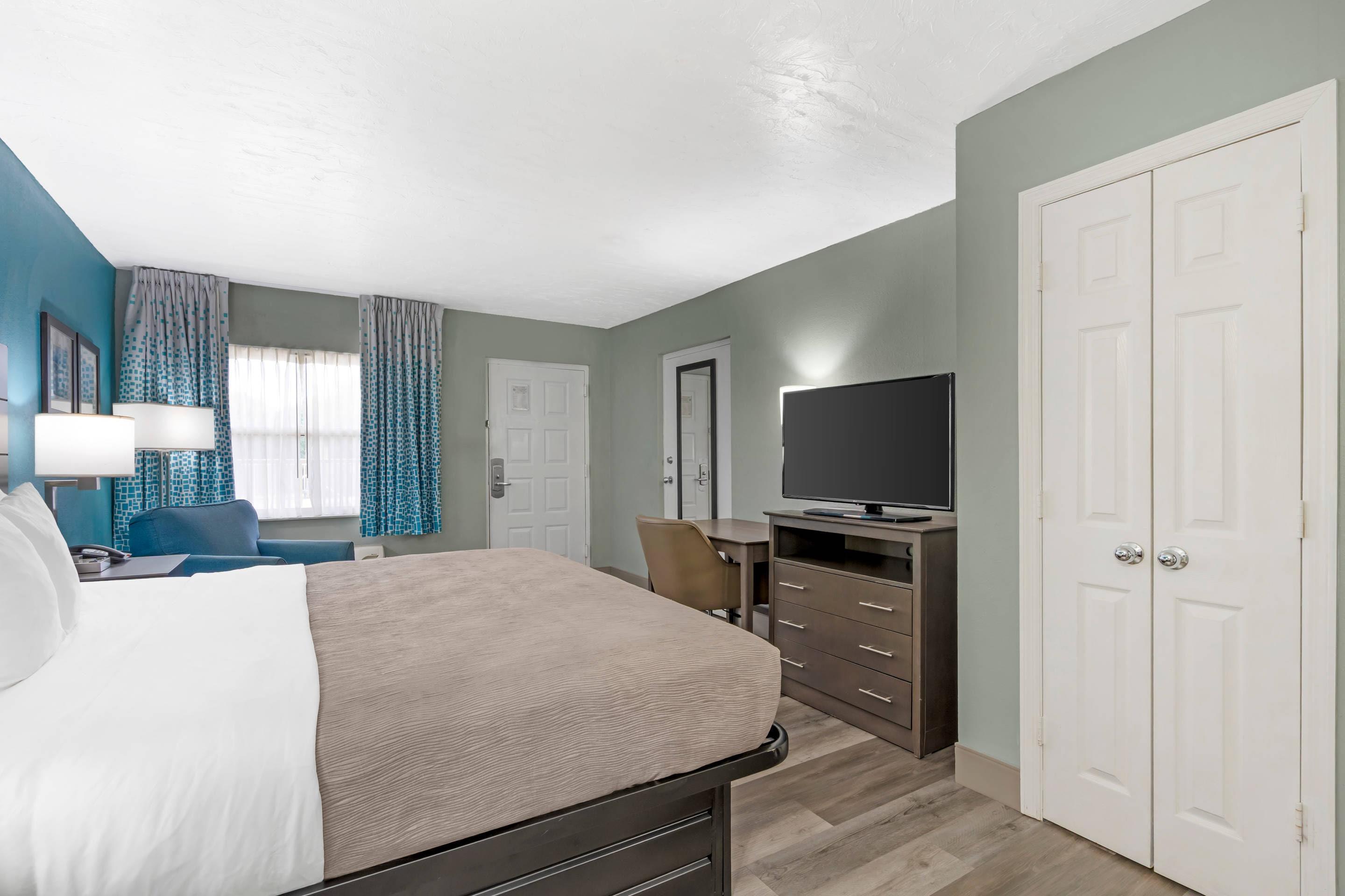 Double King Size Bed