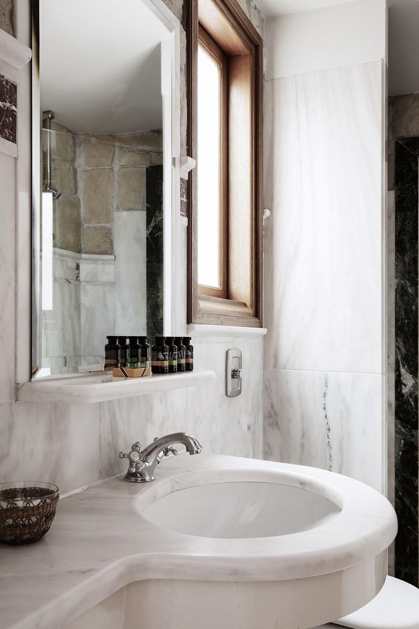 Suite Deluxe One Bedroom