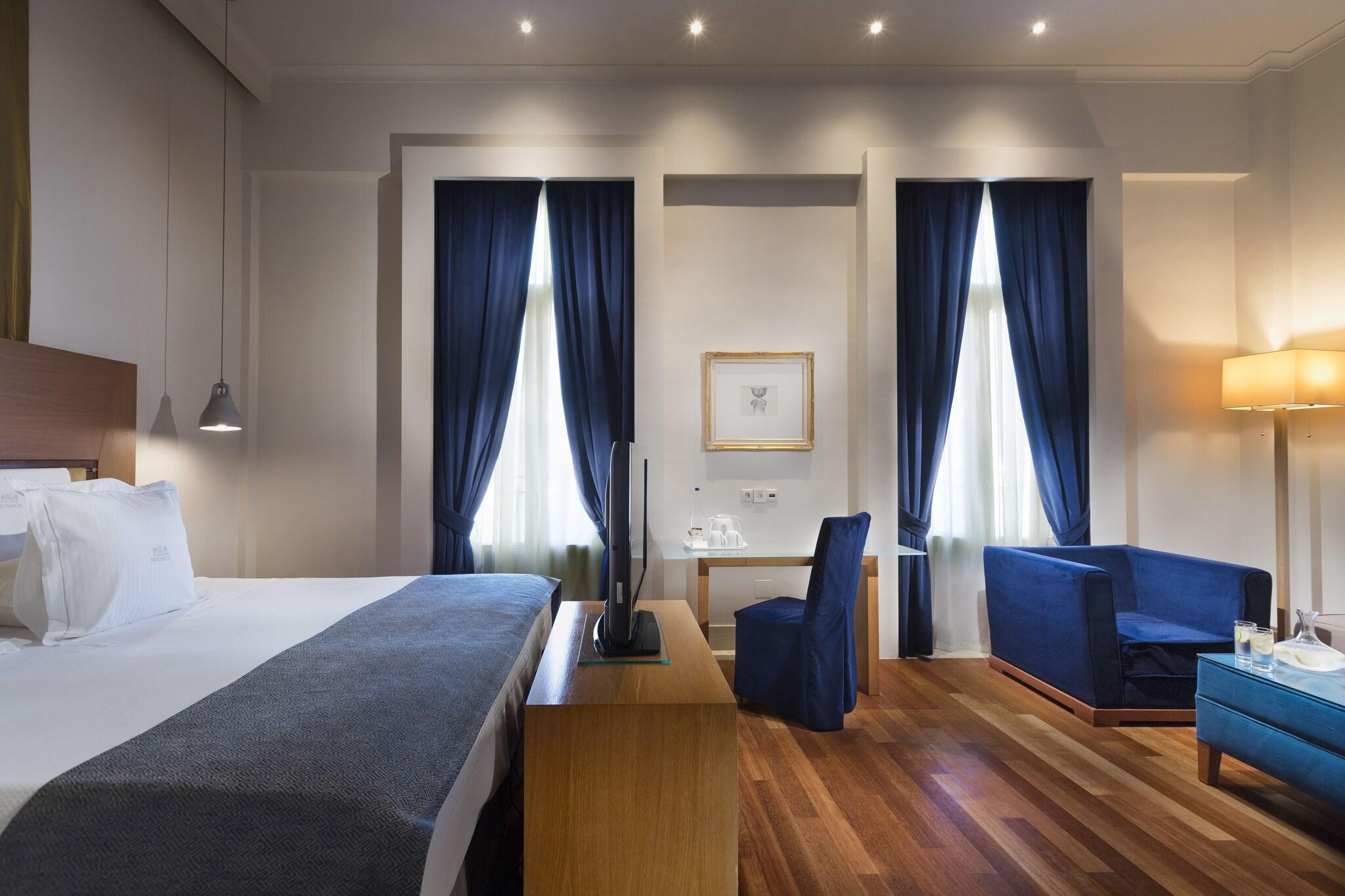 Junior Suite with Views