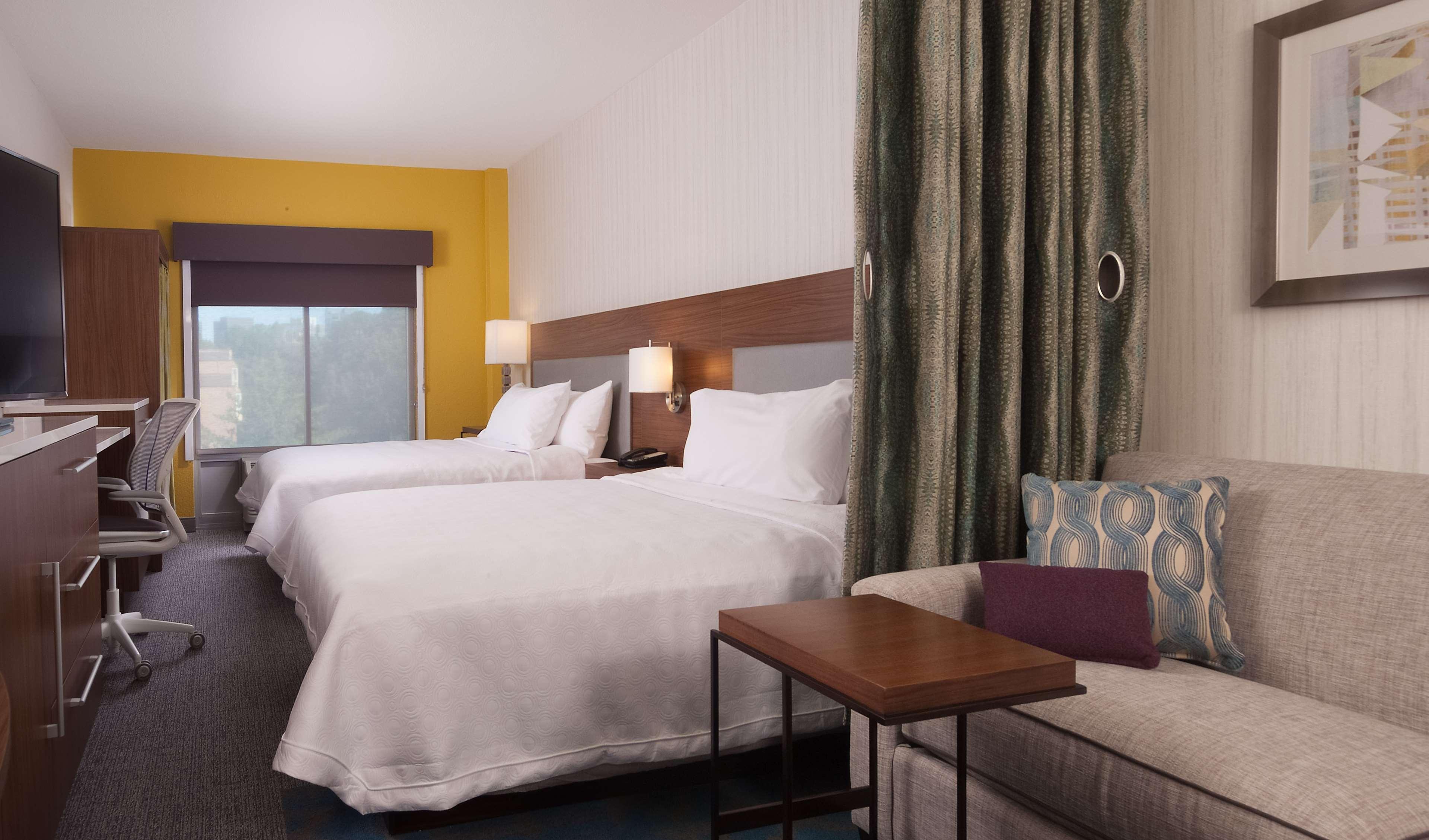 Suite Accessible-two Queen Beds