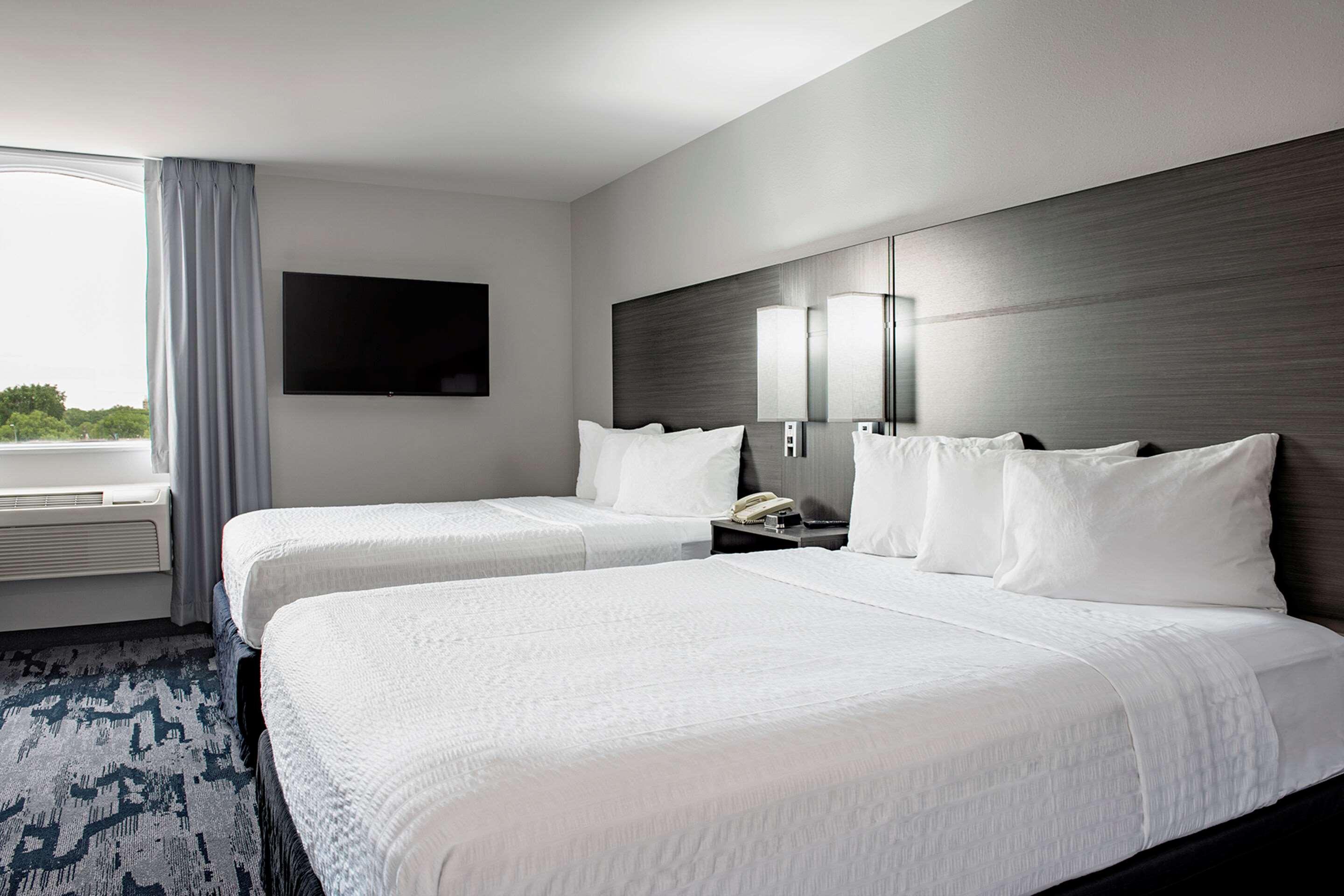 Suite Two Queen Beds Non Smoking