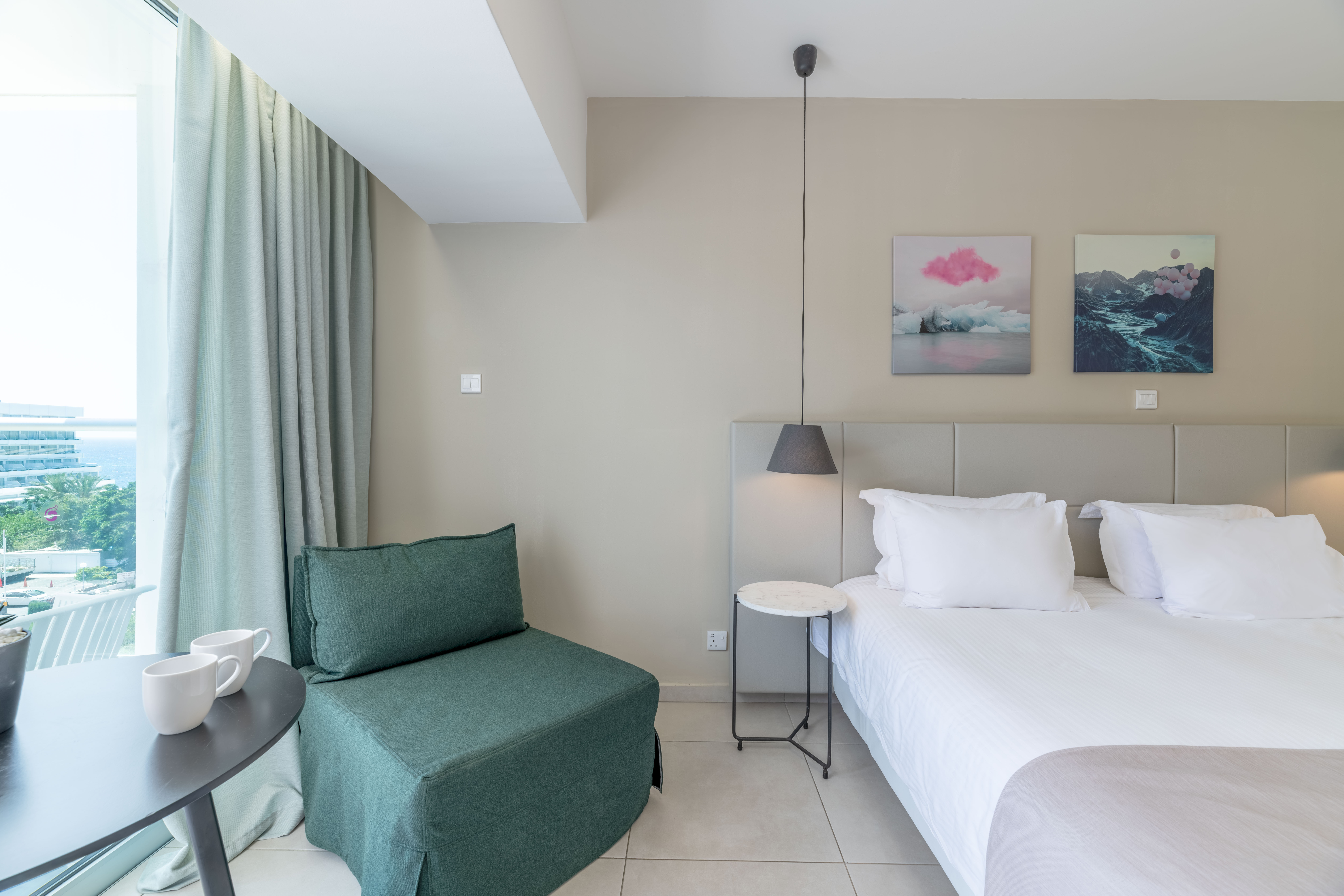 Double or Twin Superior Side Sea View