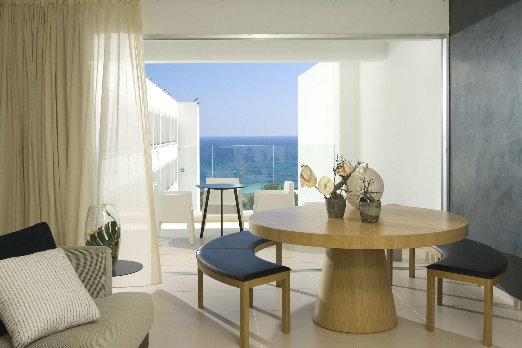 Suite Grand with Views