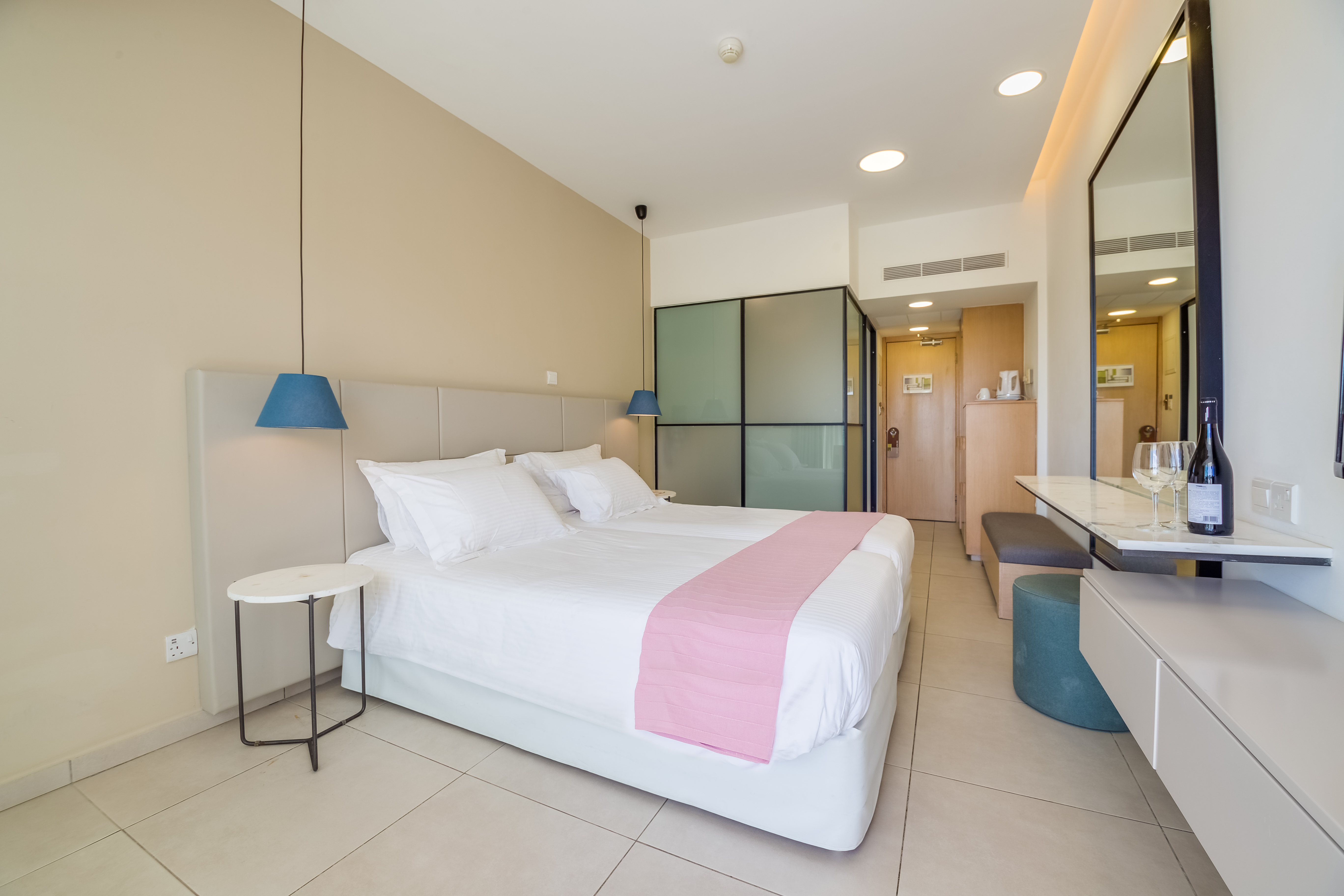 Double or Twin Superior