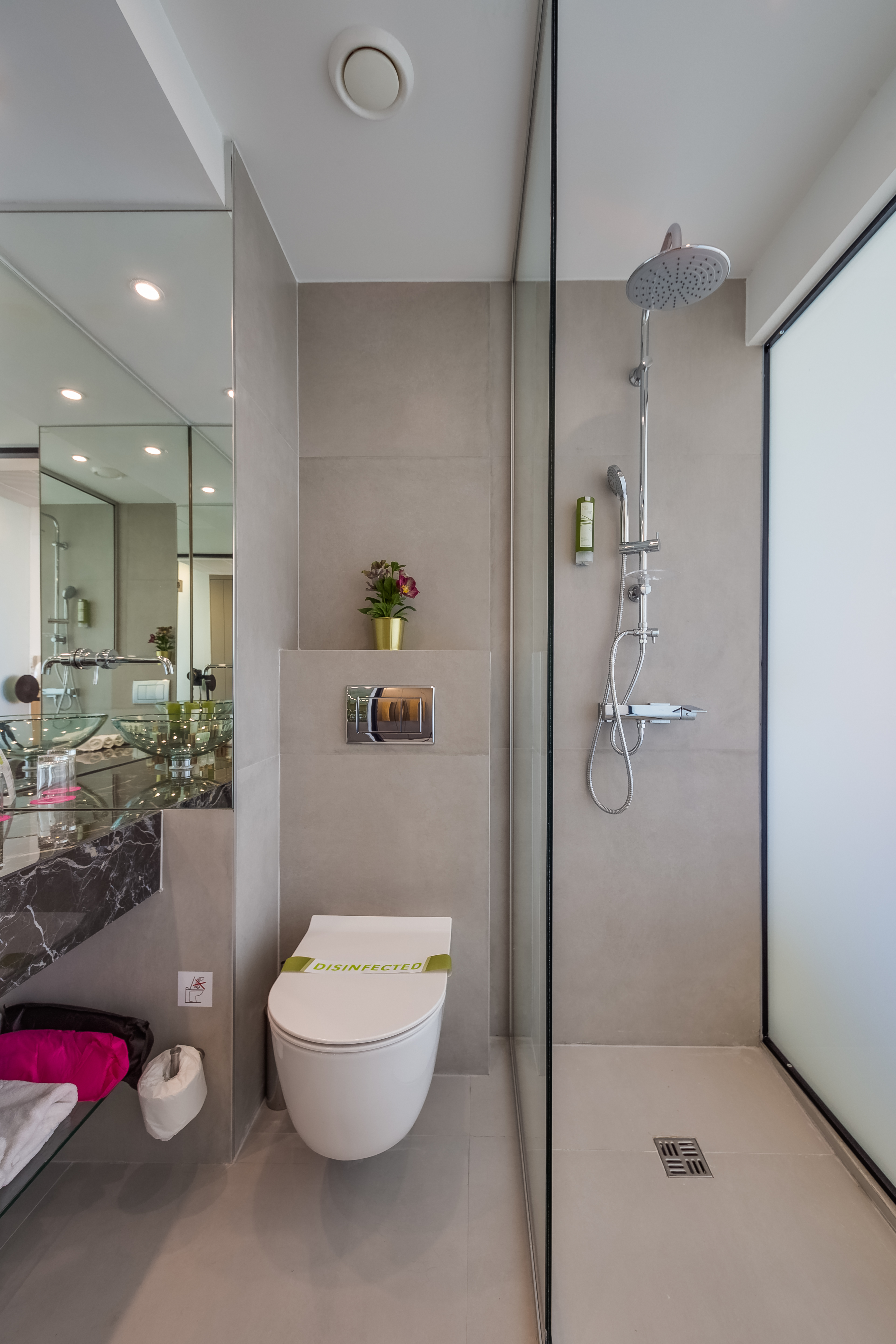 Double or Twin Side Sea View