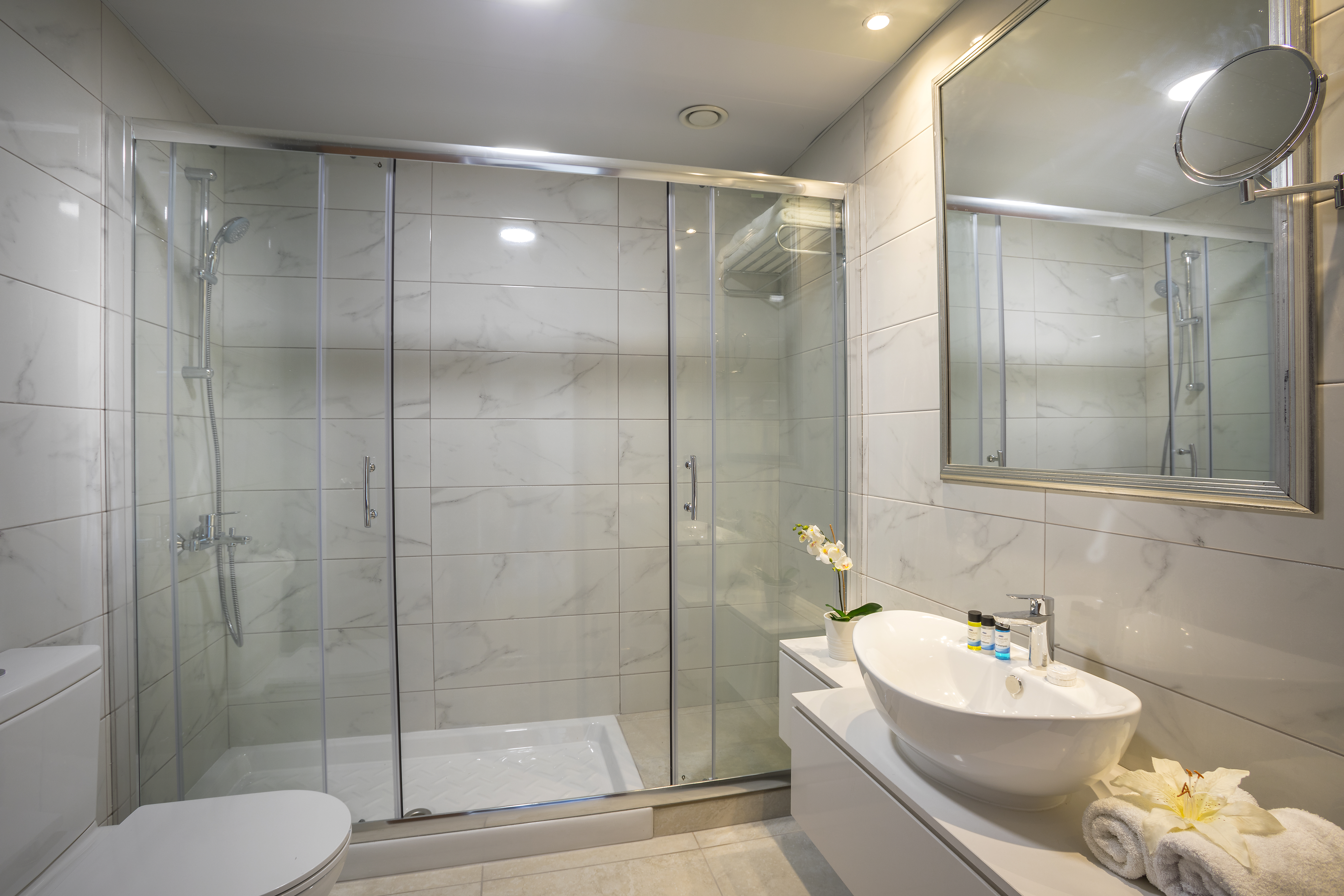 Double or Twin Superior Sea View