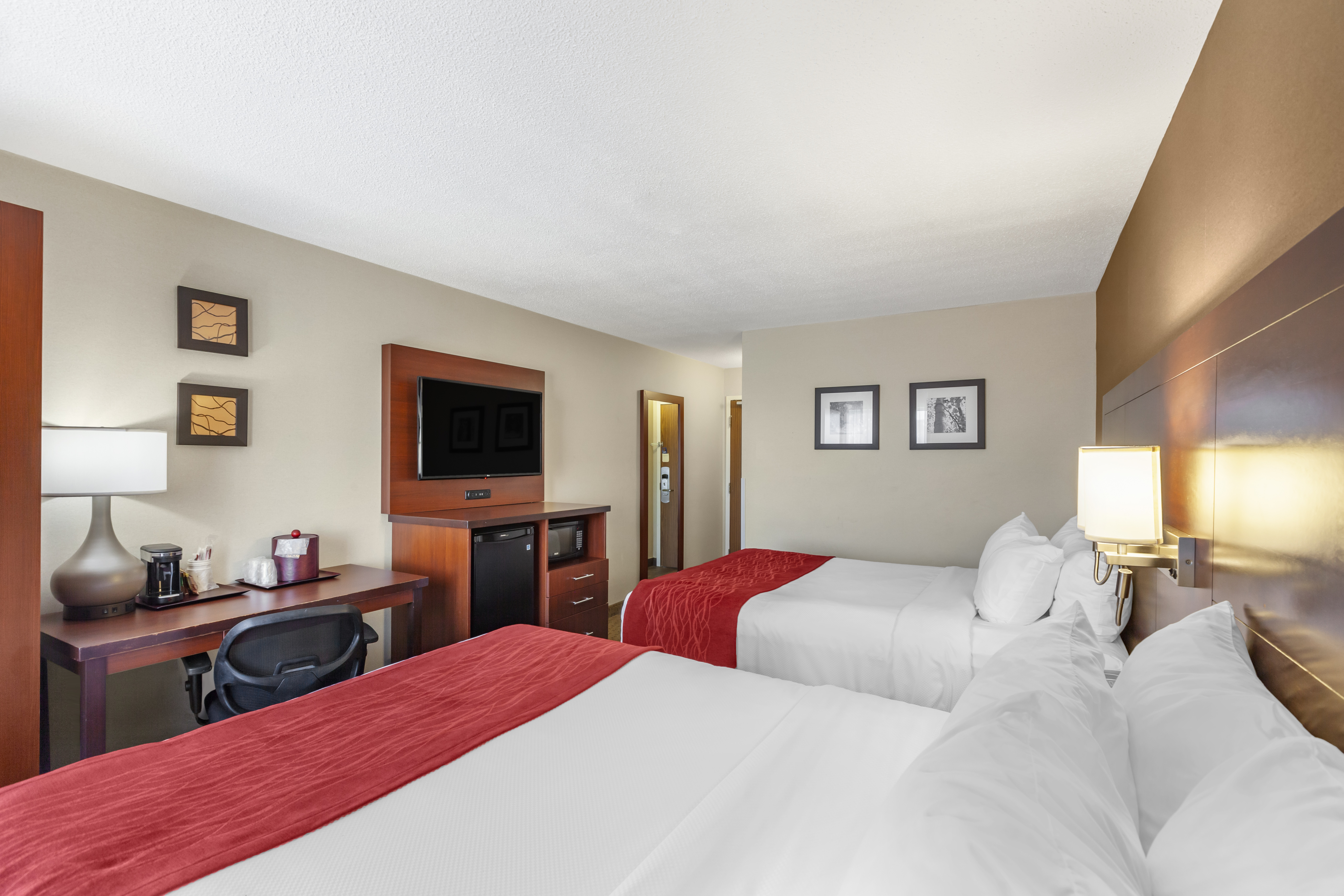 Quadruple Two Queen Beds