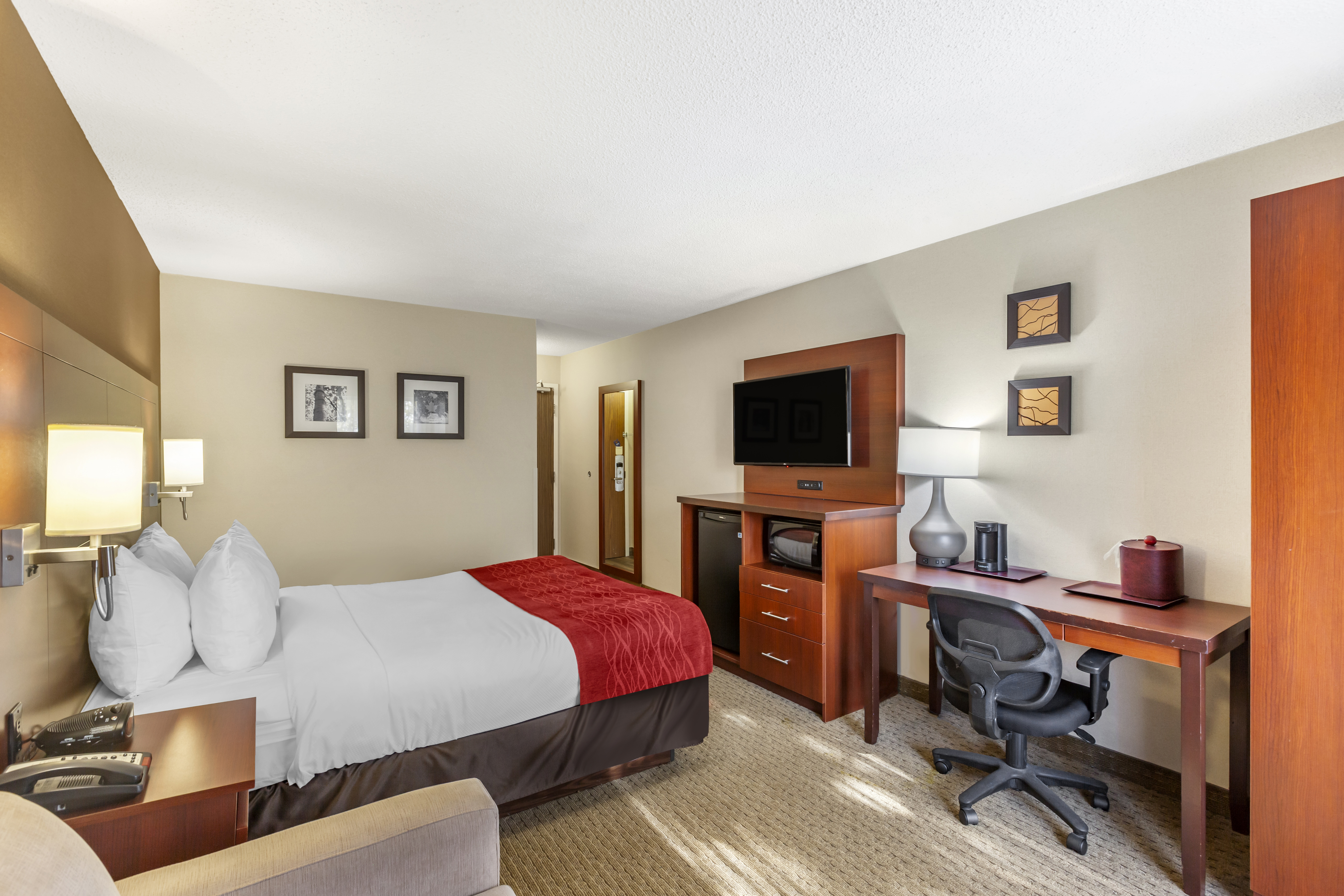 Double Queen Bed Non Smoking