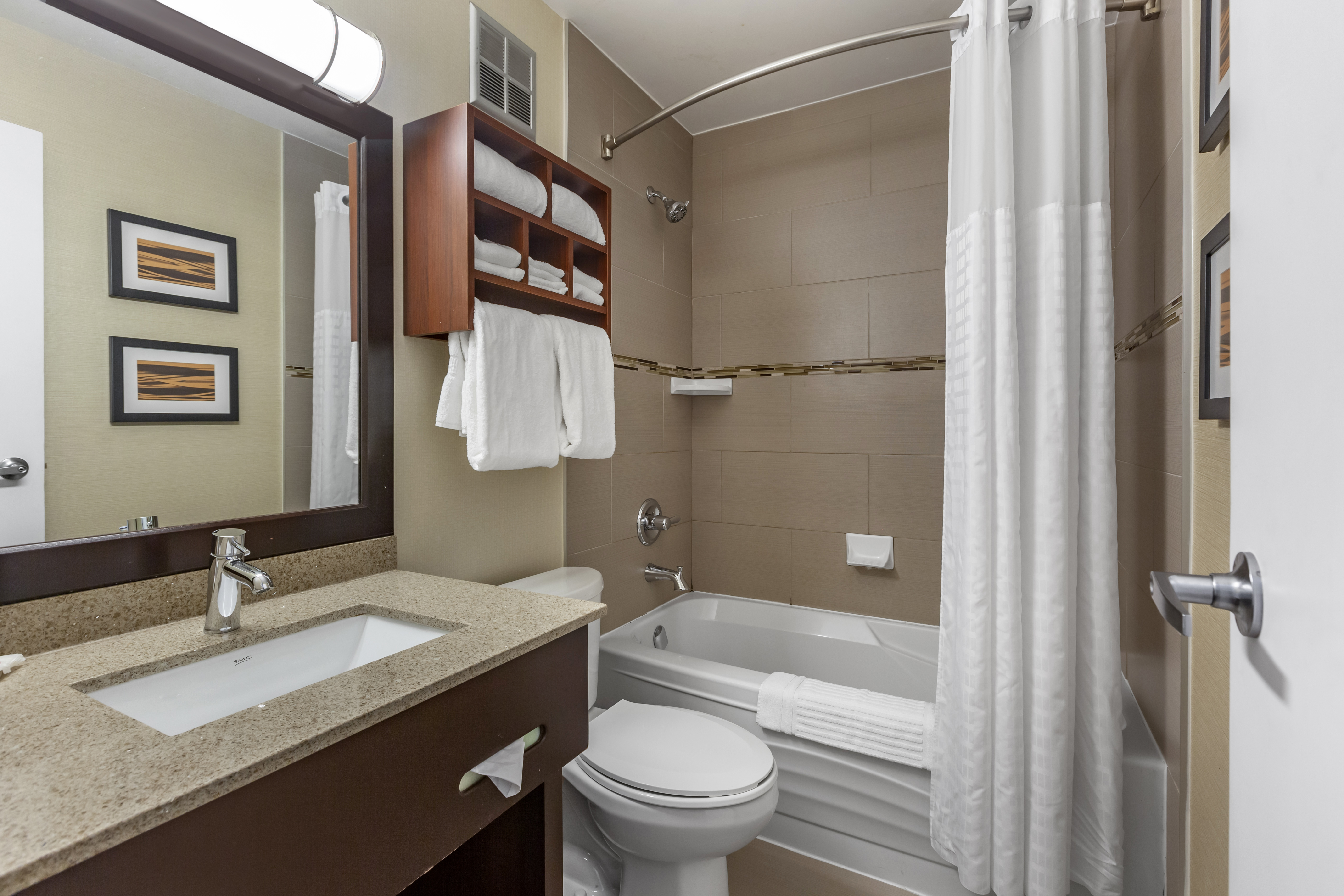 Quadruple Two Queen Beds