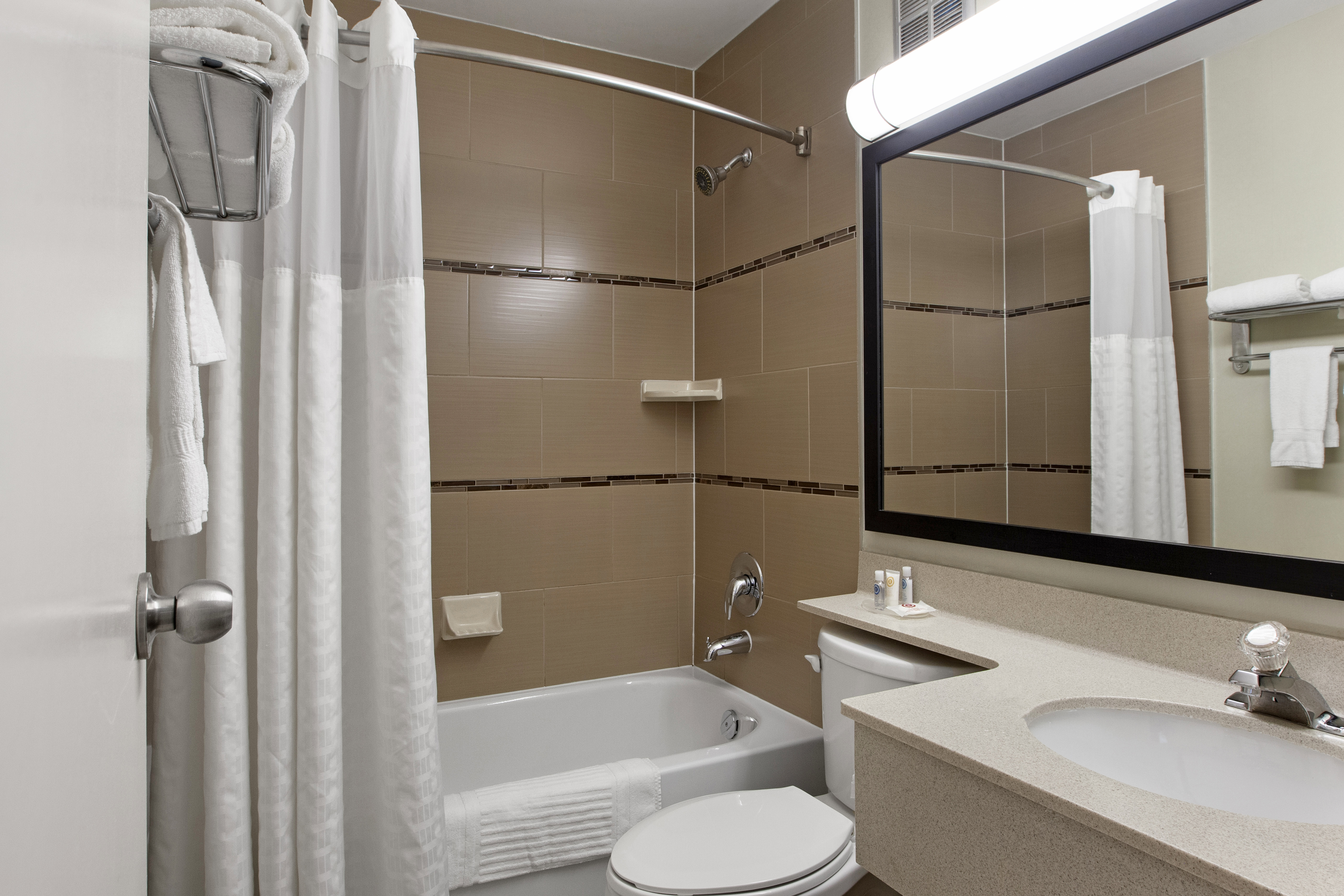 Double King Bed Non Smoking