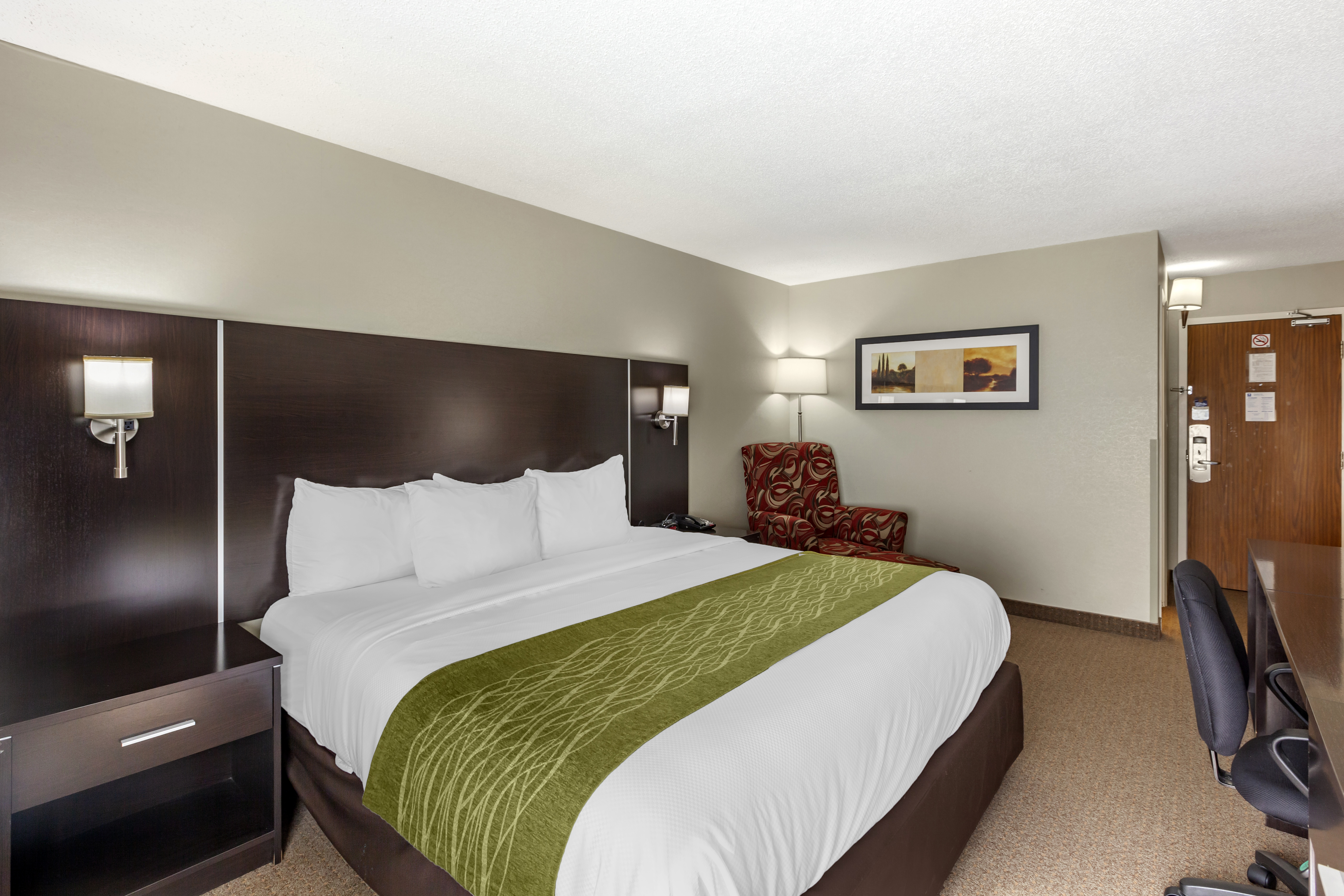 Double King Bed Non Smoking