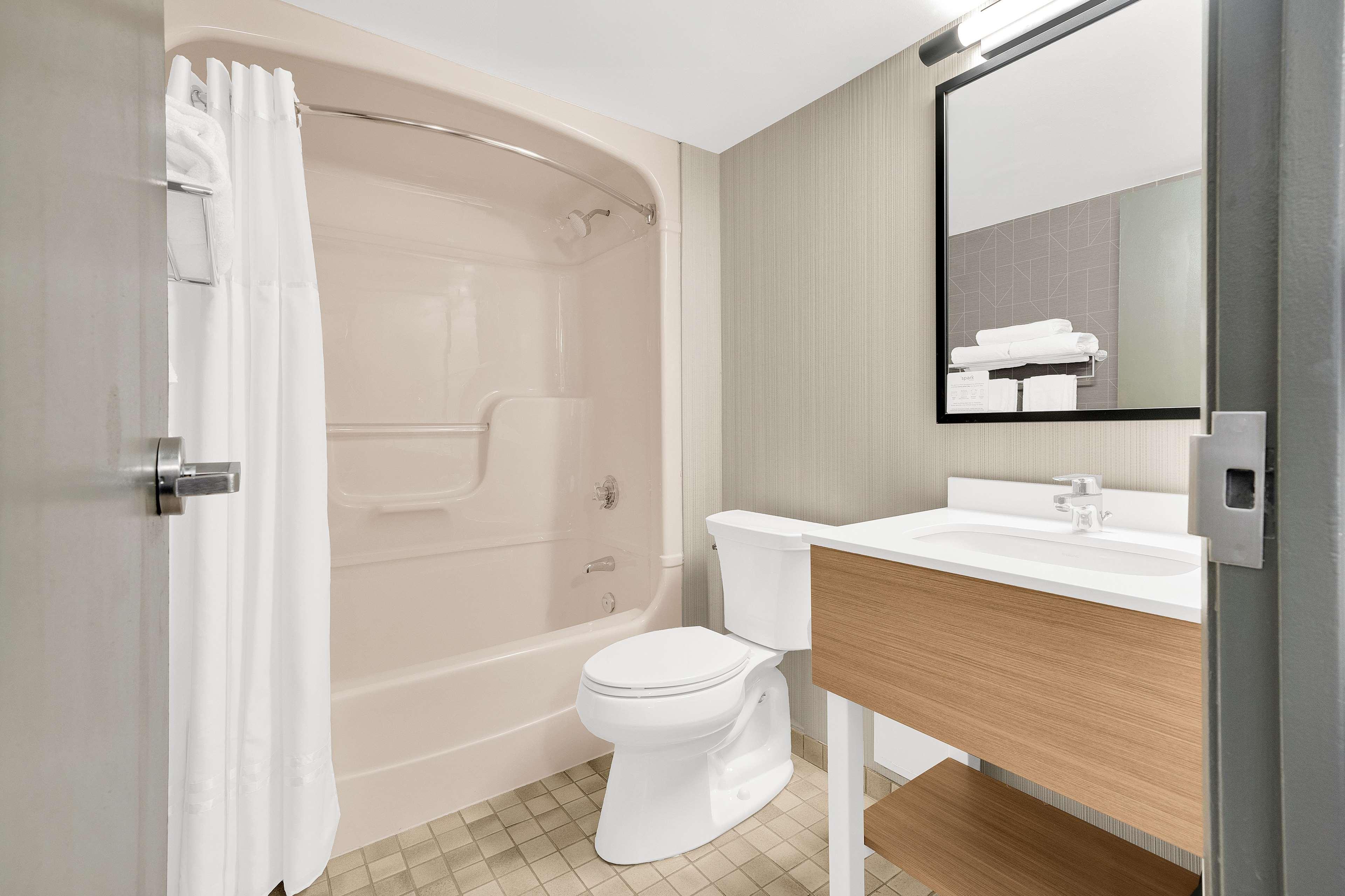 Double Accessible King Size Bed