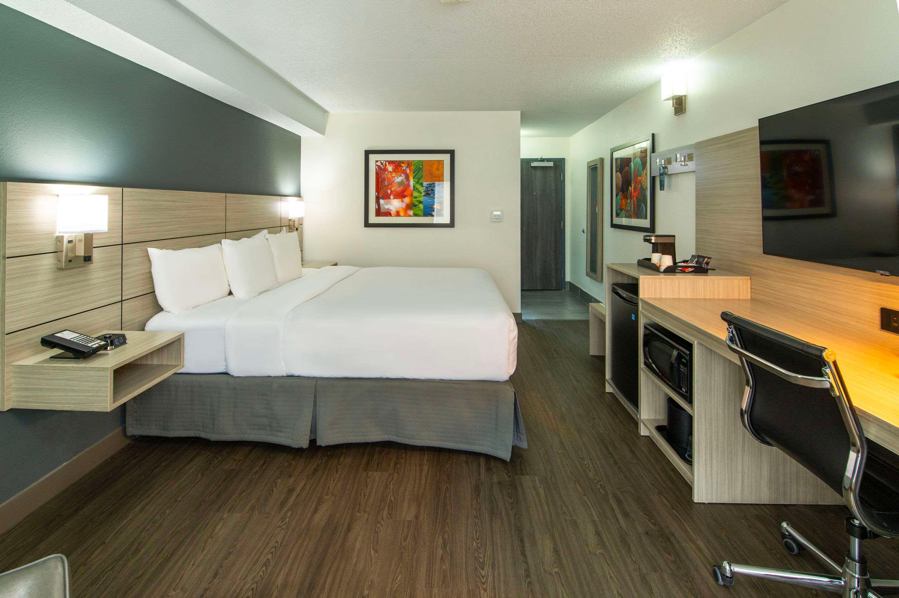 Double King Size Bed