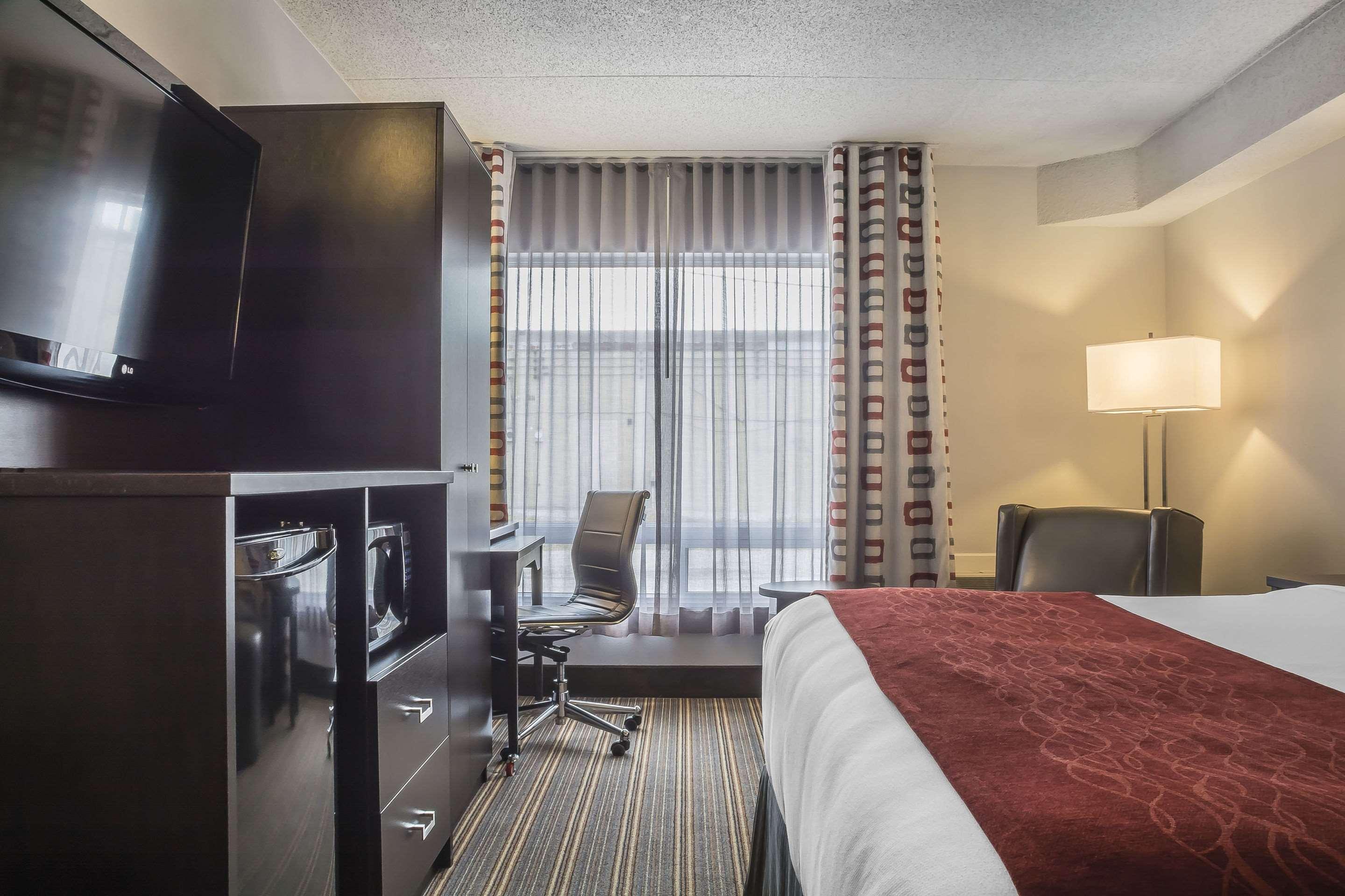 Double King Bed Non Smoking