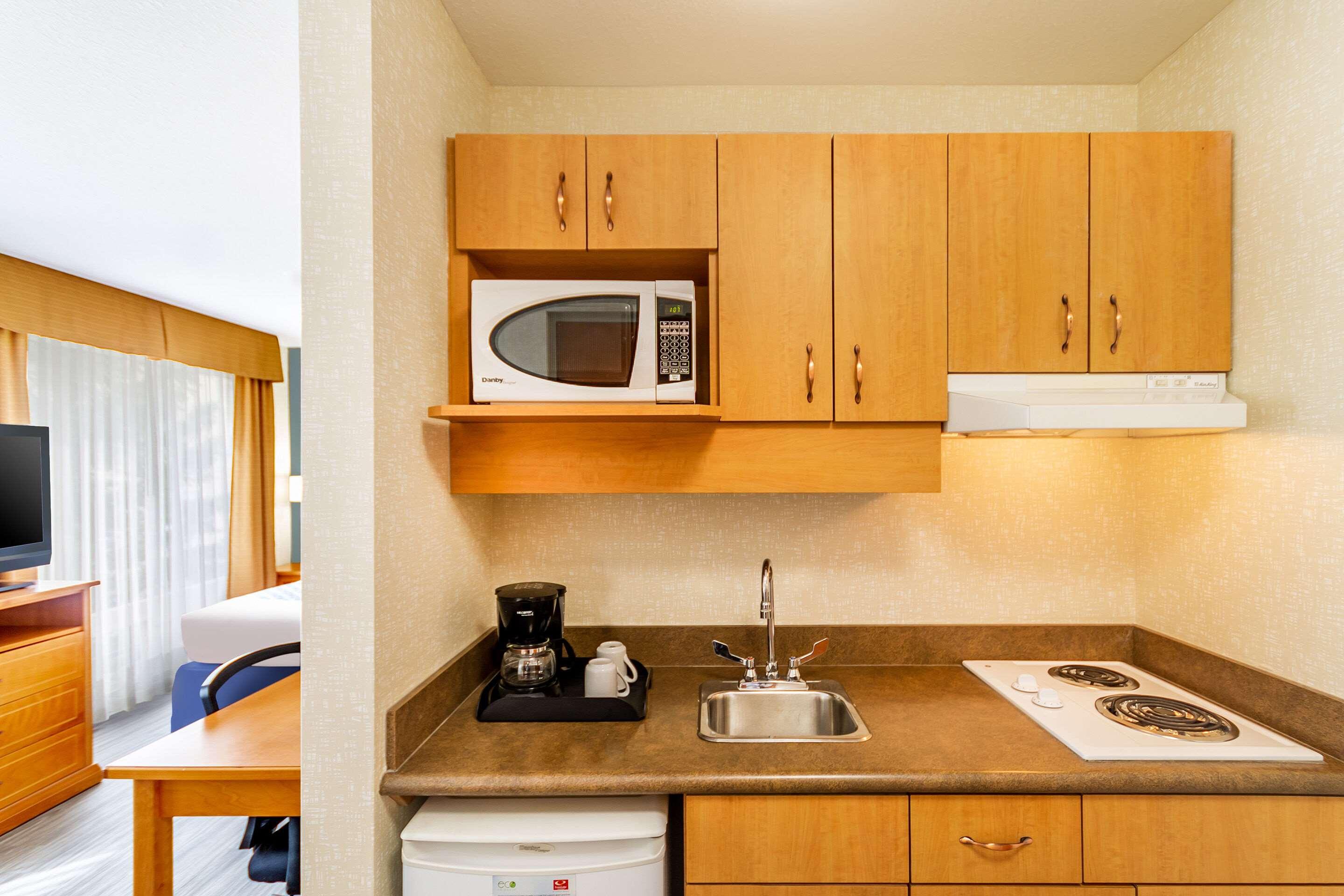 Suite Queen Size Bed