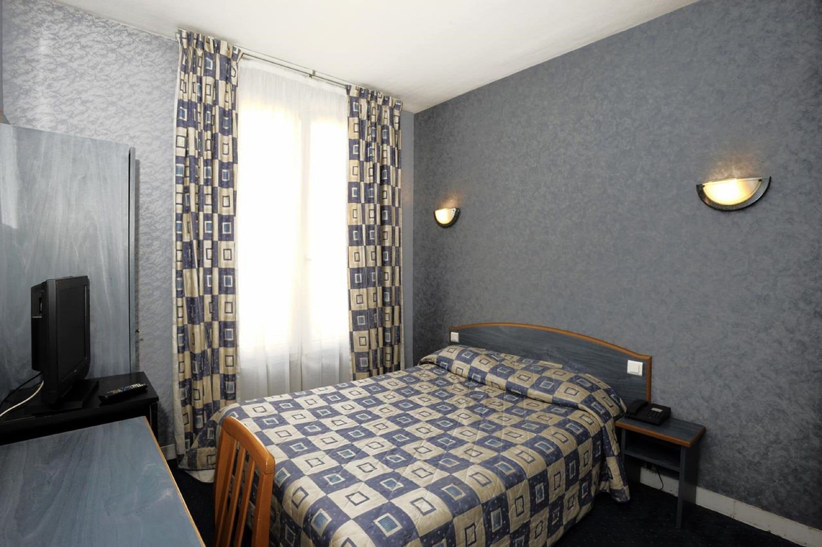 Double or Twin Standard