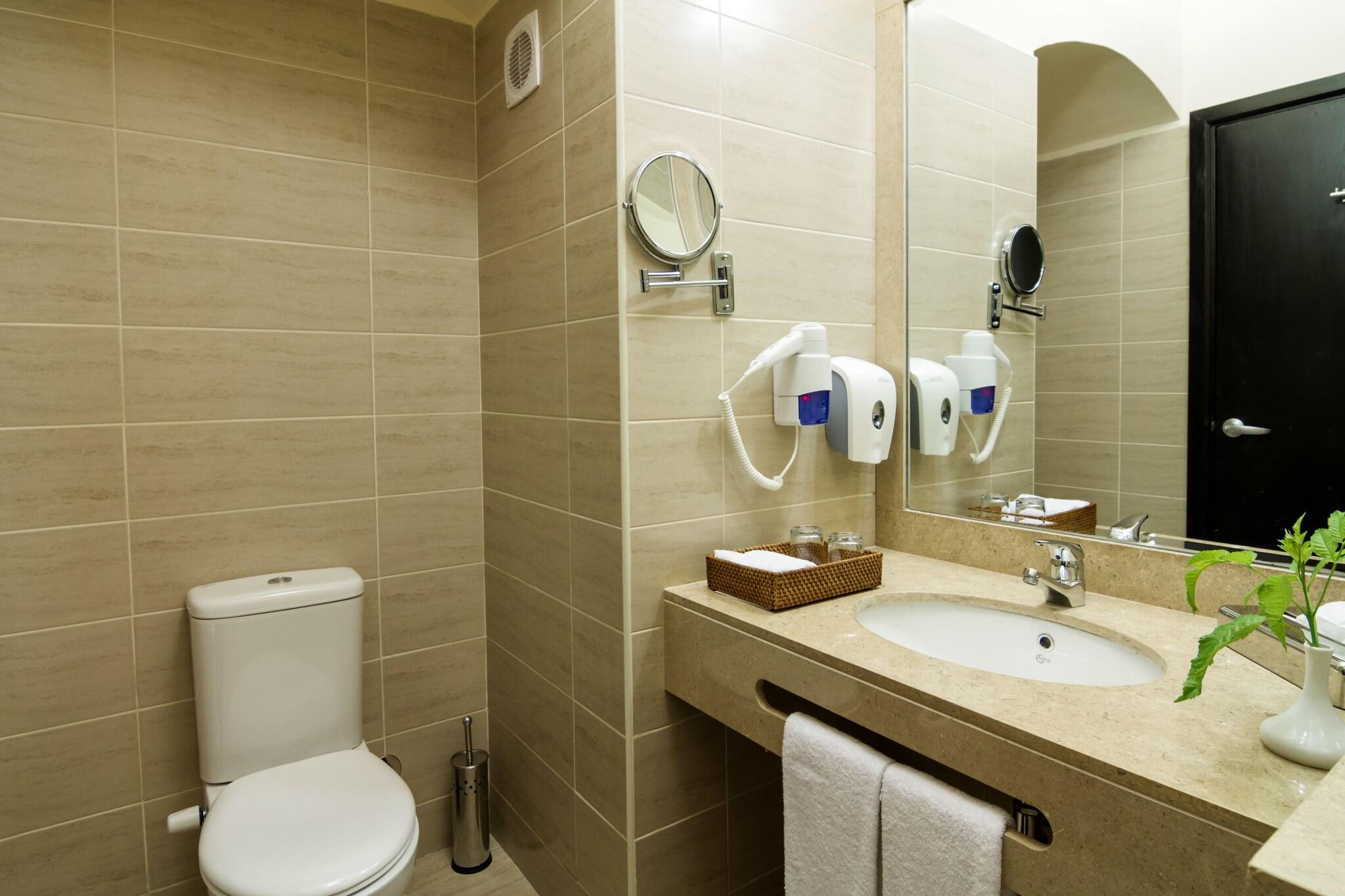 Junior Suite Pool View