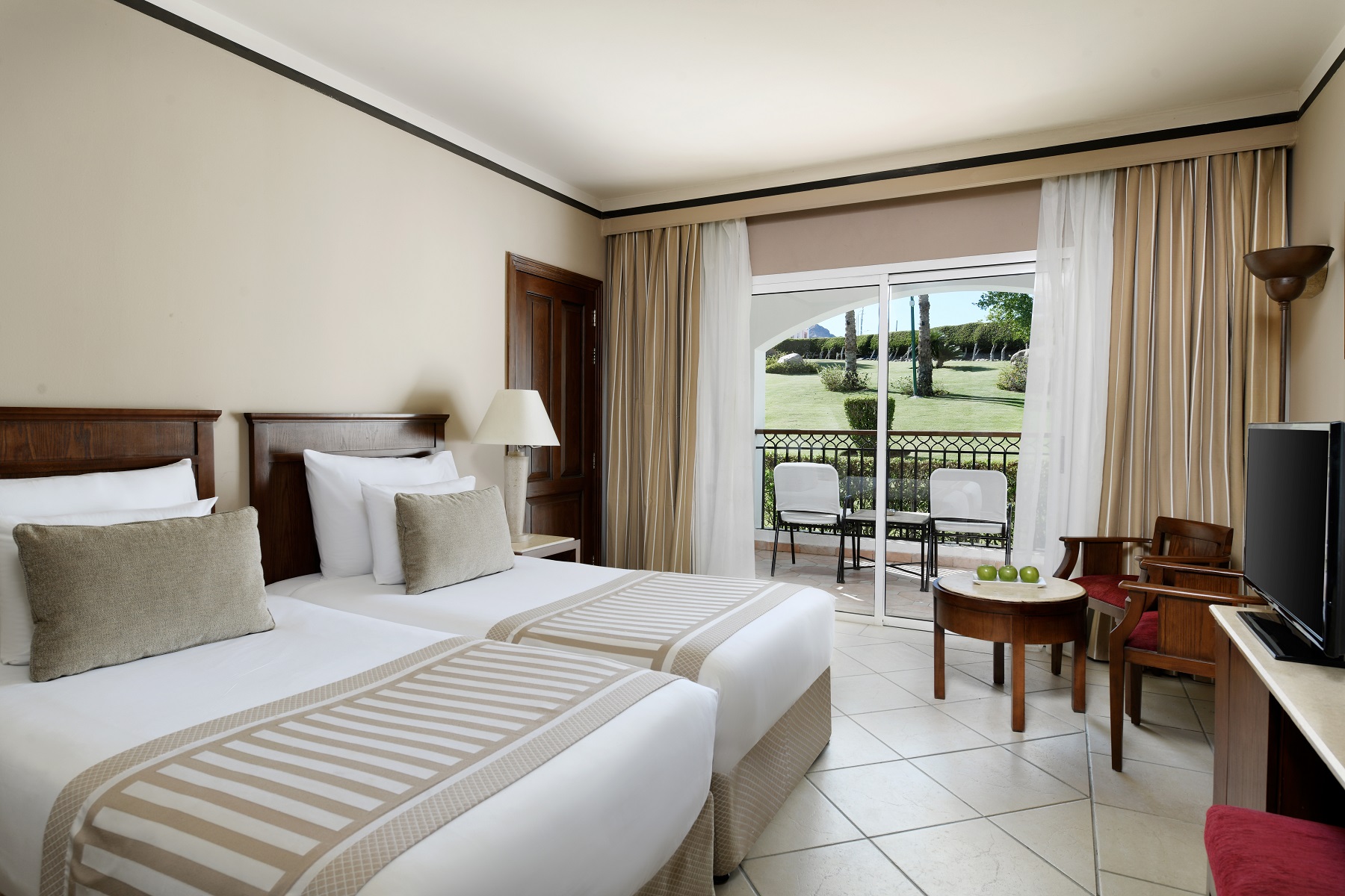 Family Room Garden View