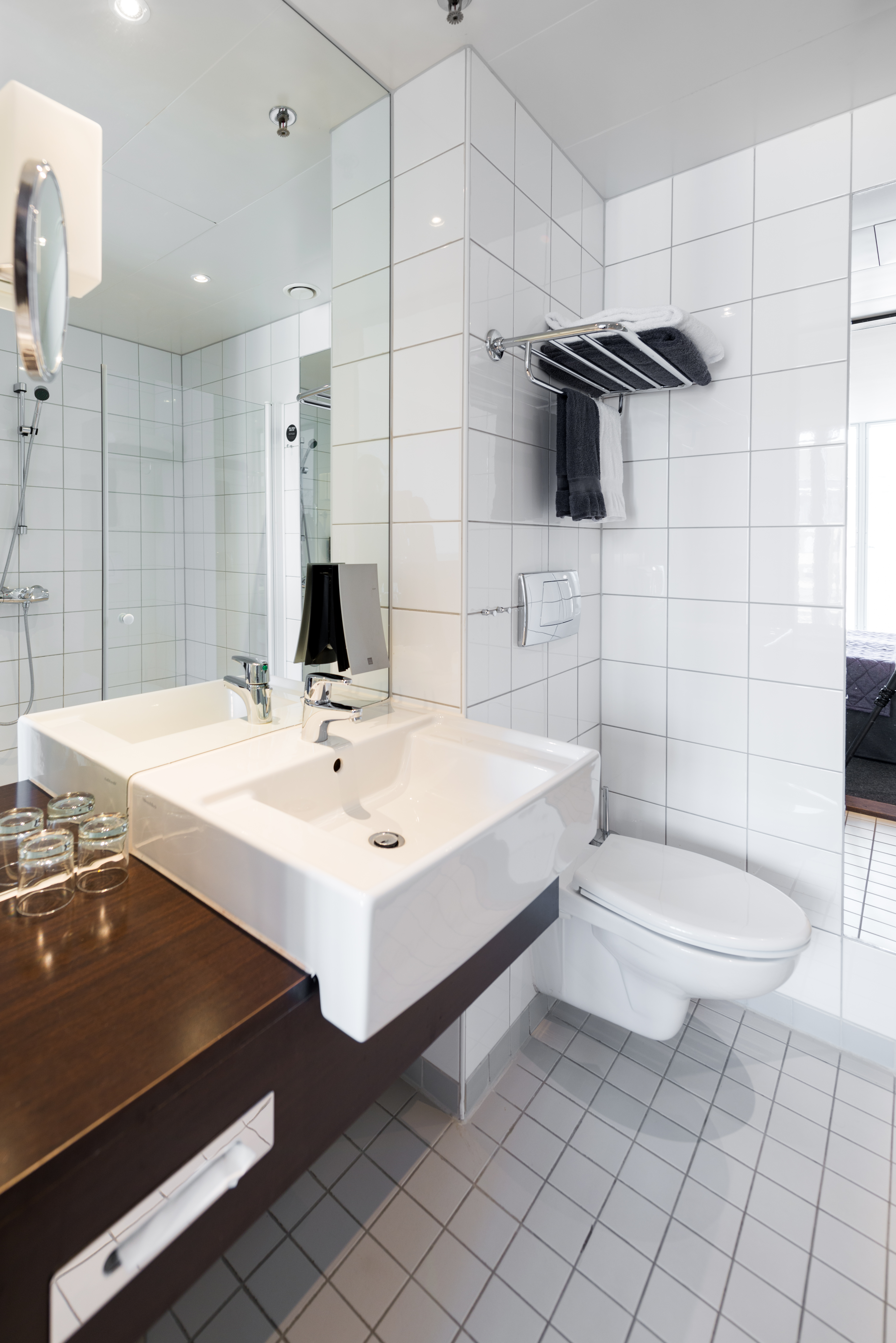 Double or Twin Standard