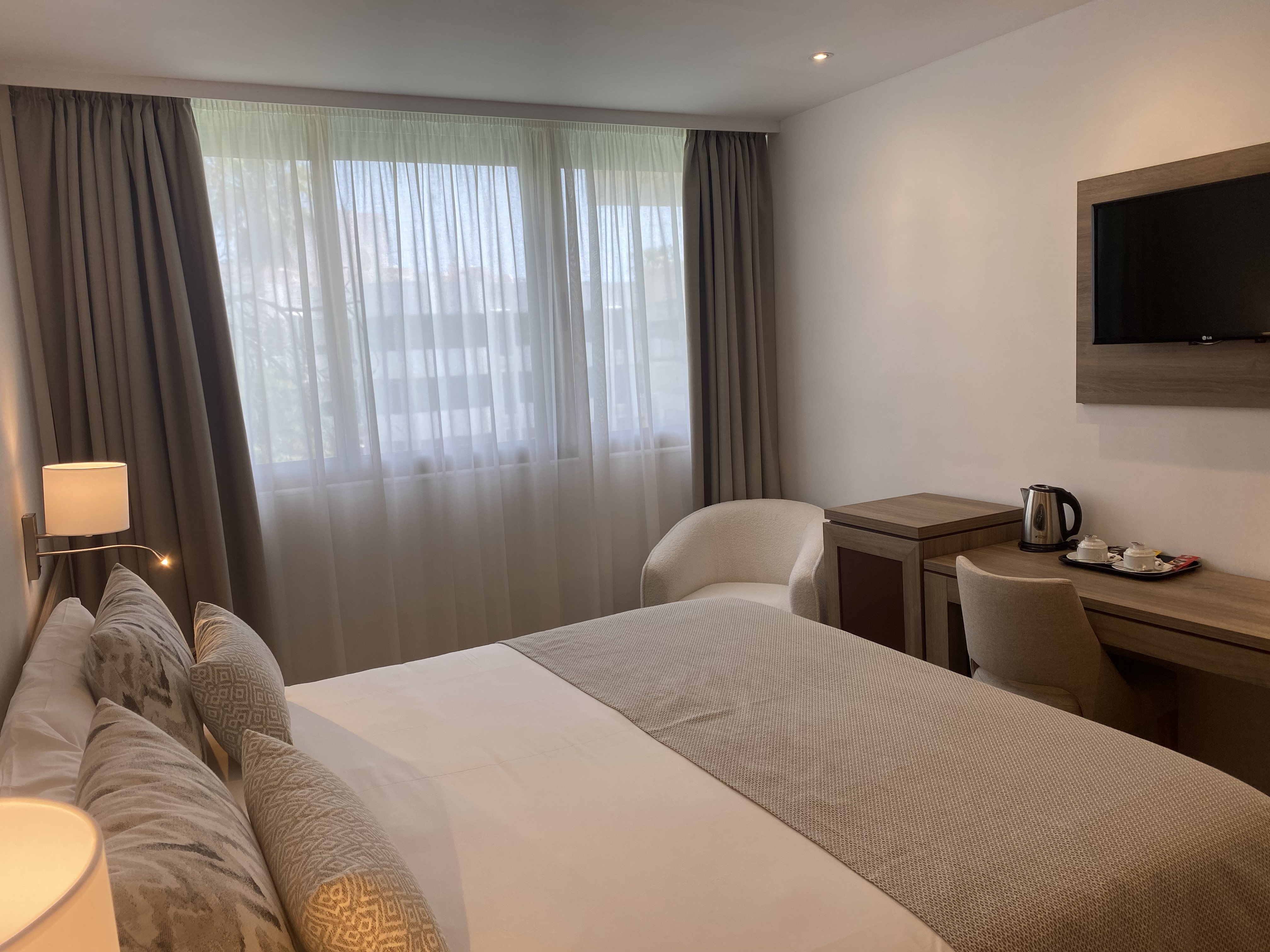 Double or Twin Standard