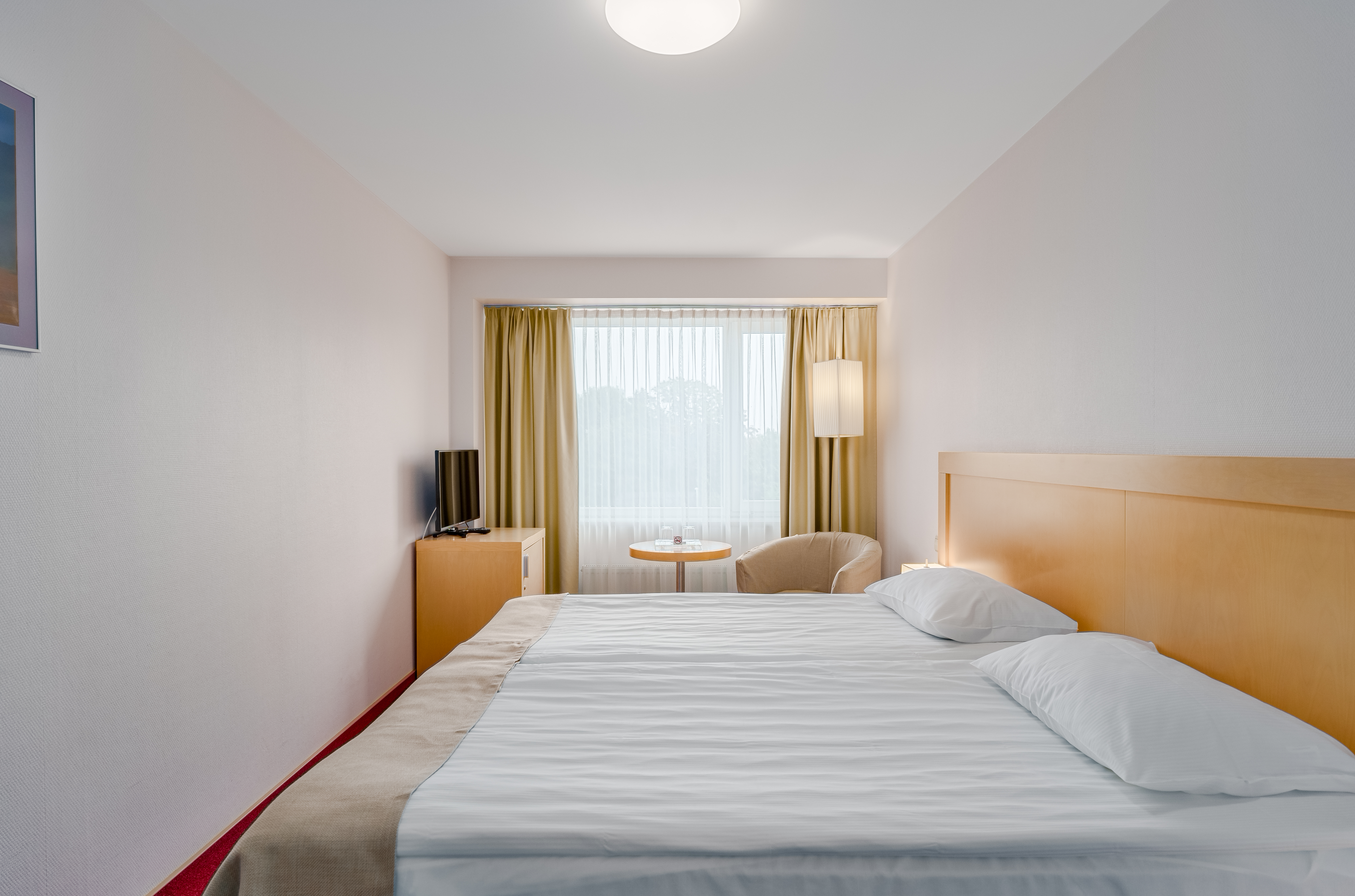 Double or Twin Standard