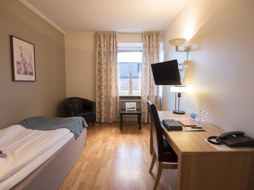 Family Room Standard