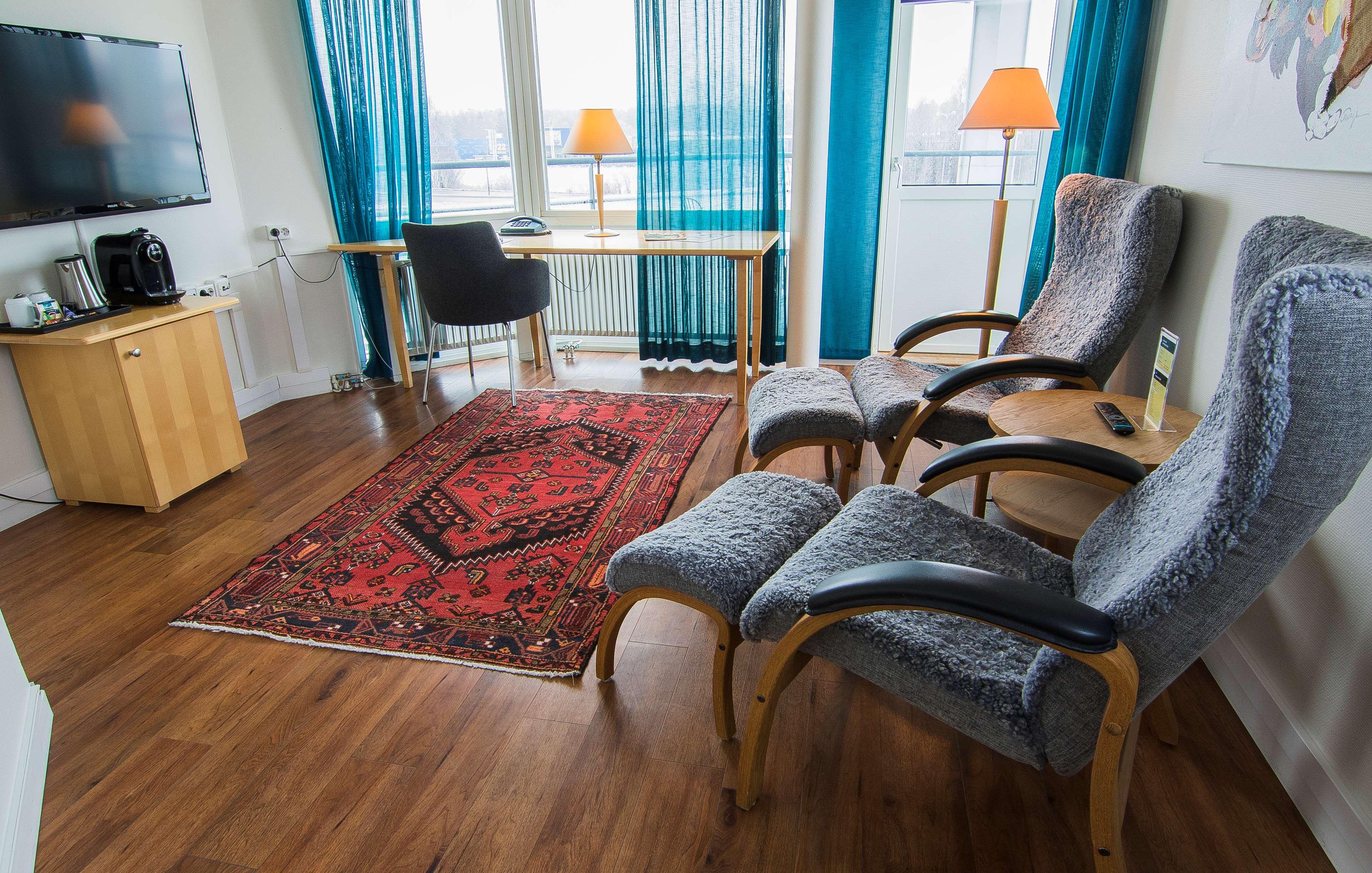 Suite Queen Bed Non Smoking