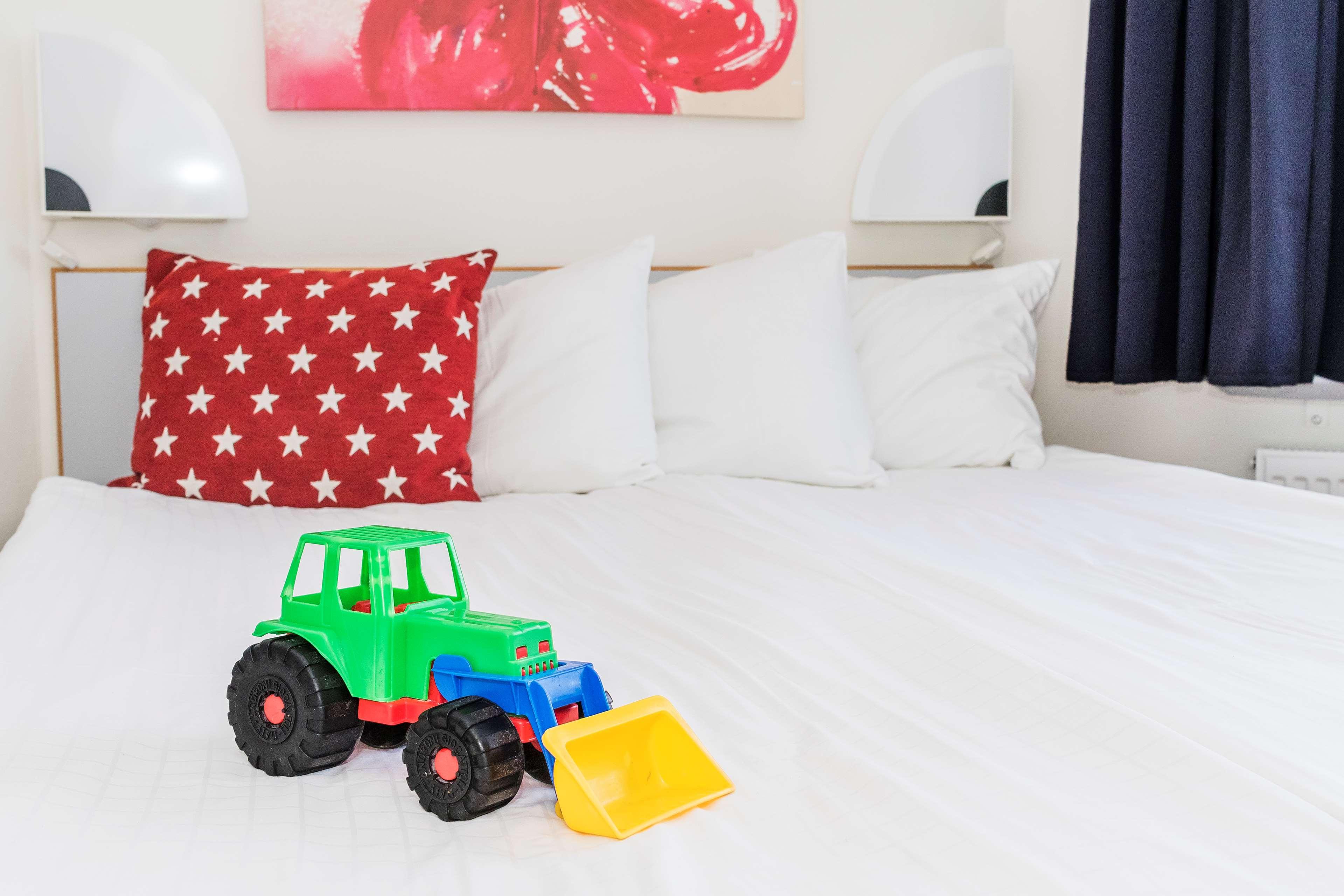 Family Room Queen Bed Non Smoking