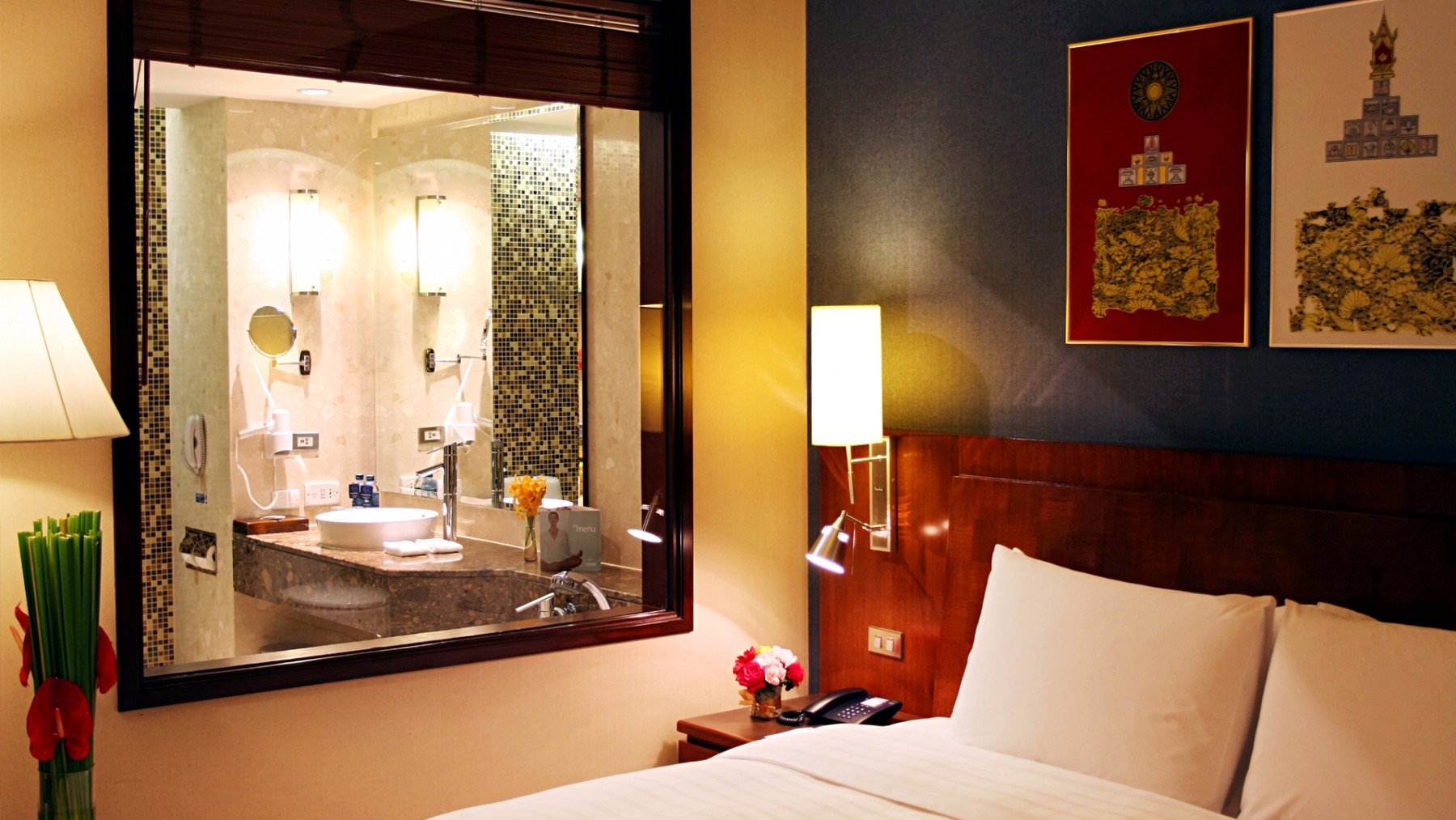 Double Deluxe King Bed