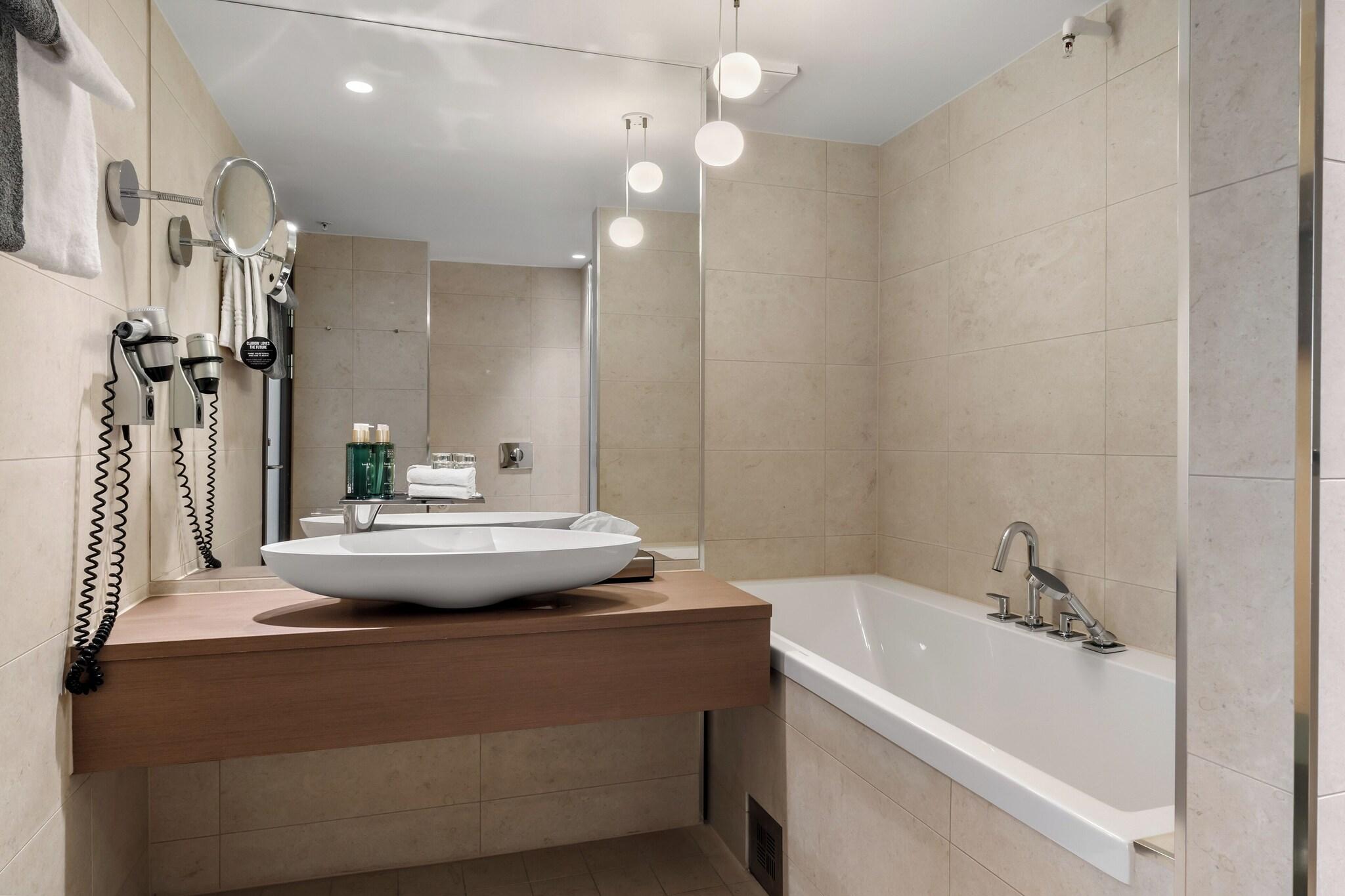 Suite with Double Bed