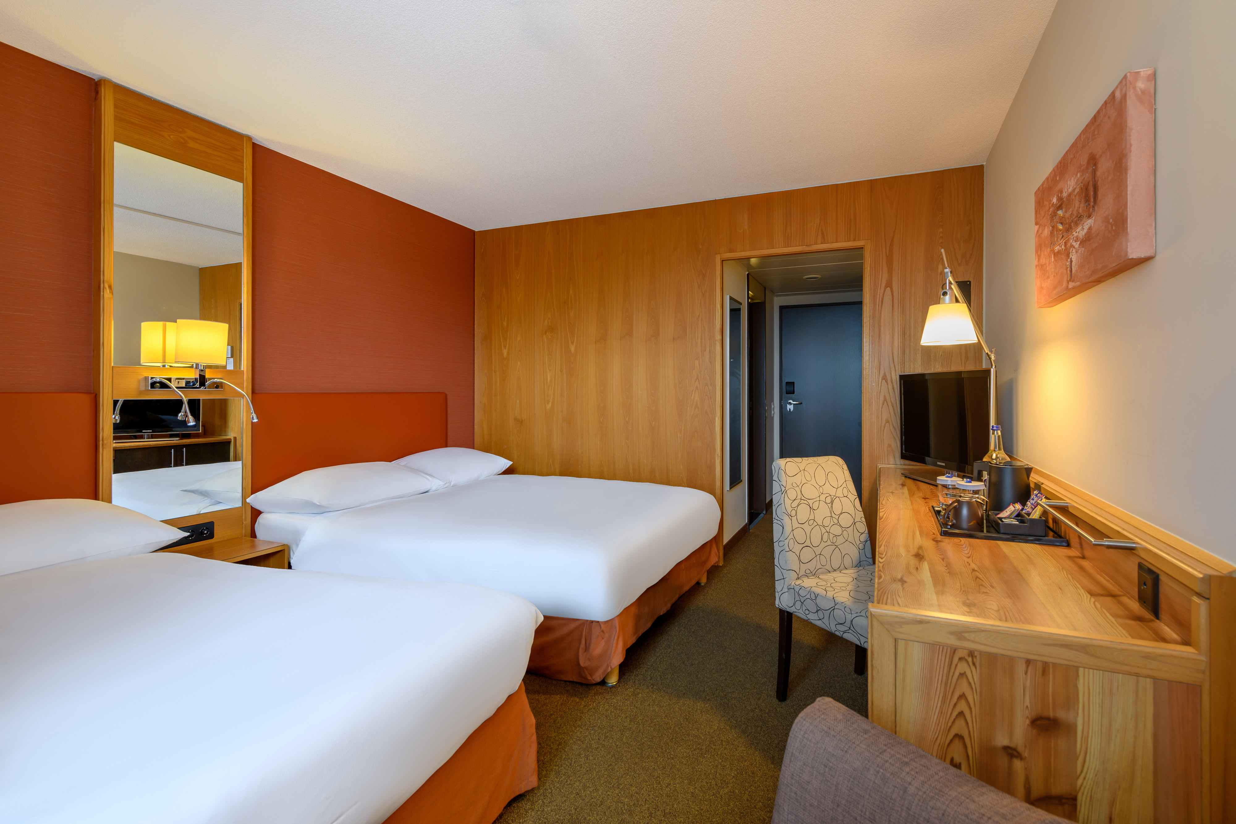 Twin Classic Queen Bed