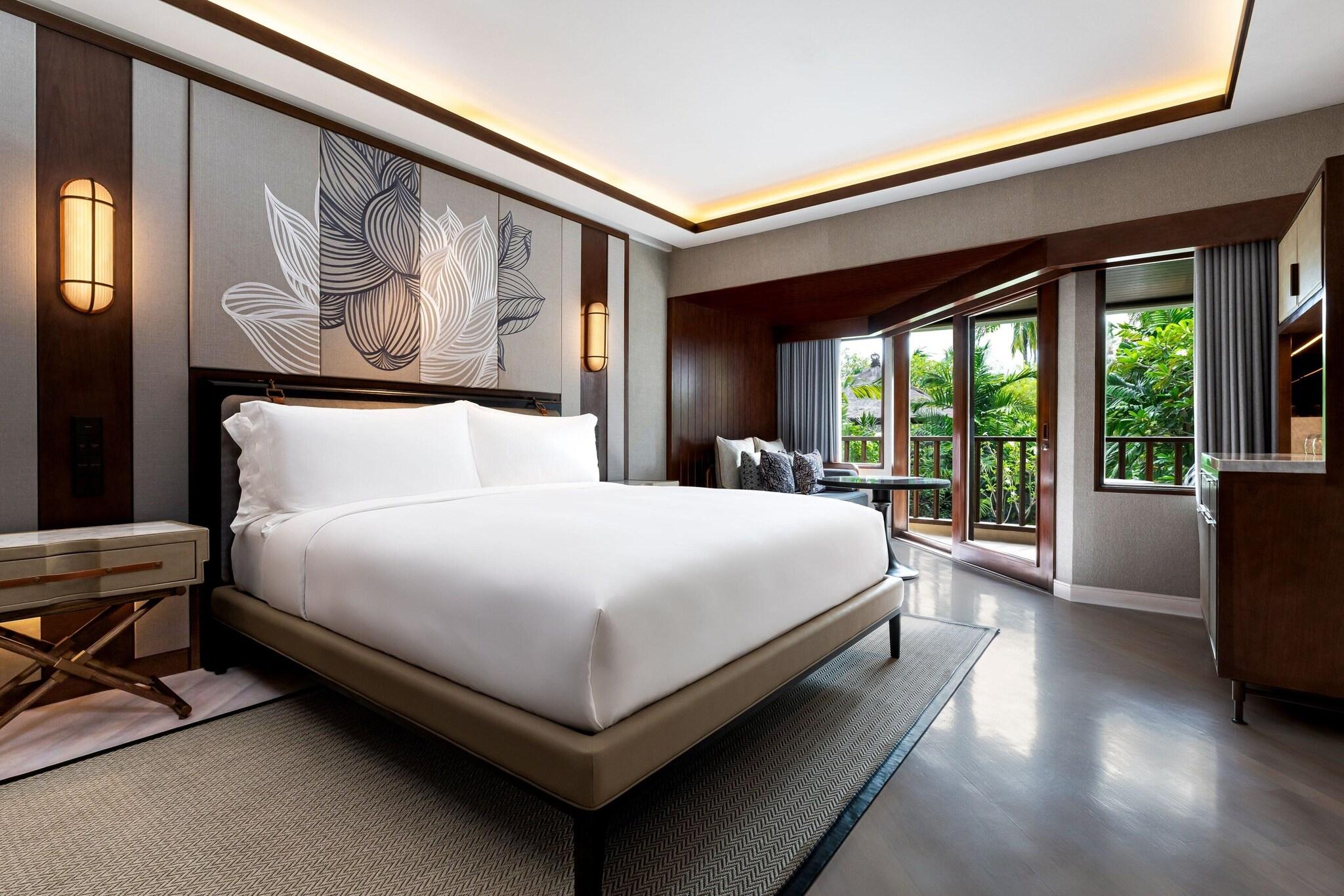 Double Garden View King Bed