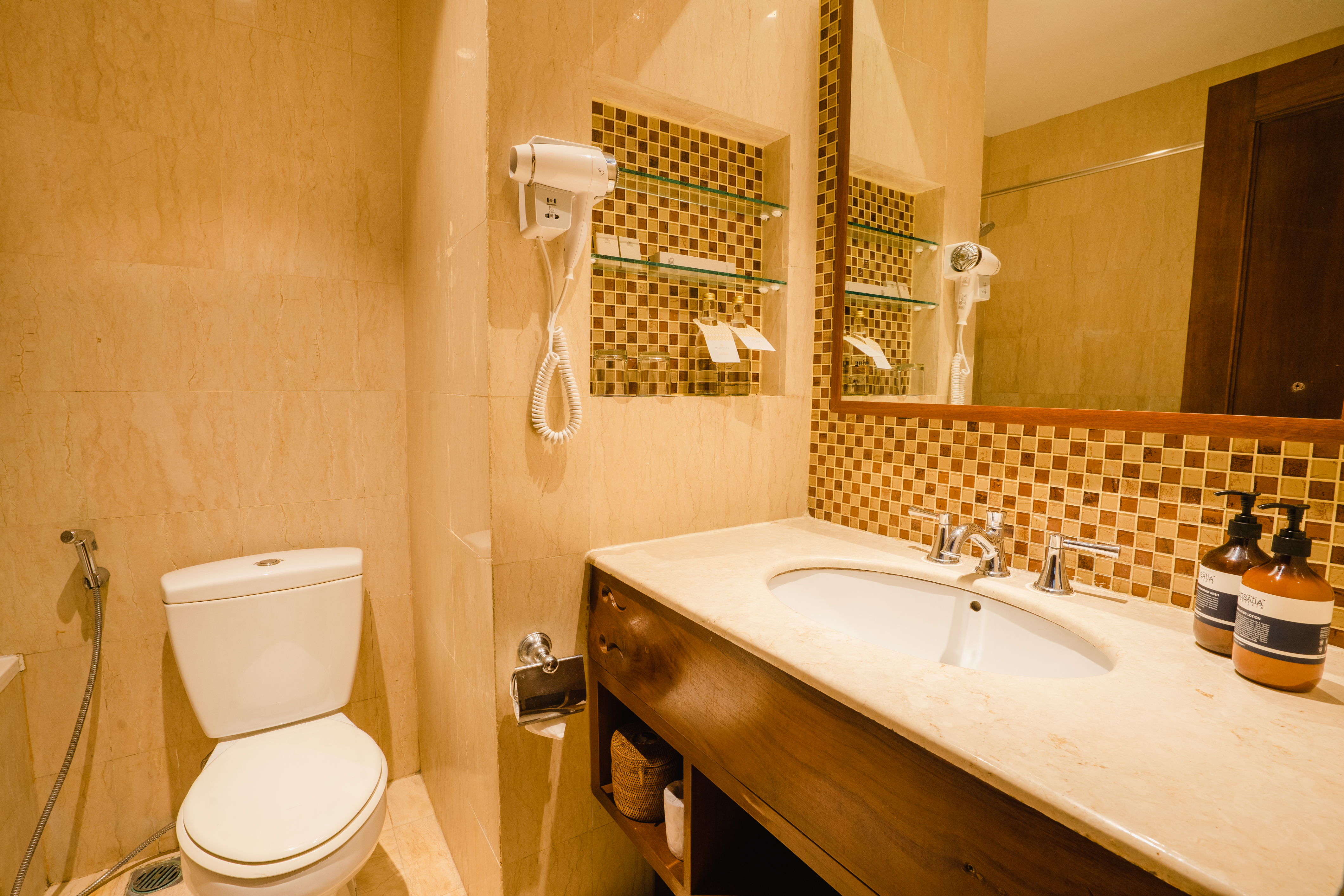 Double or Twin Deluxe