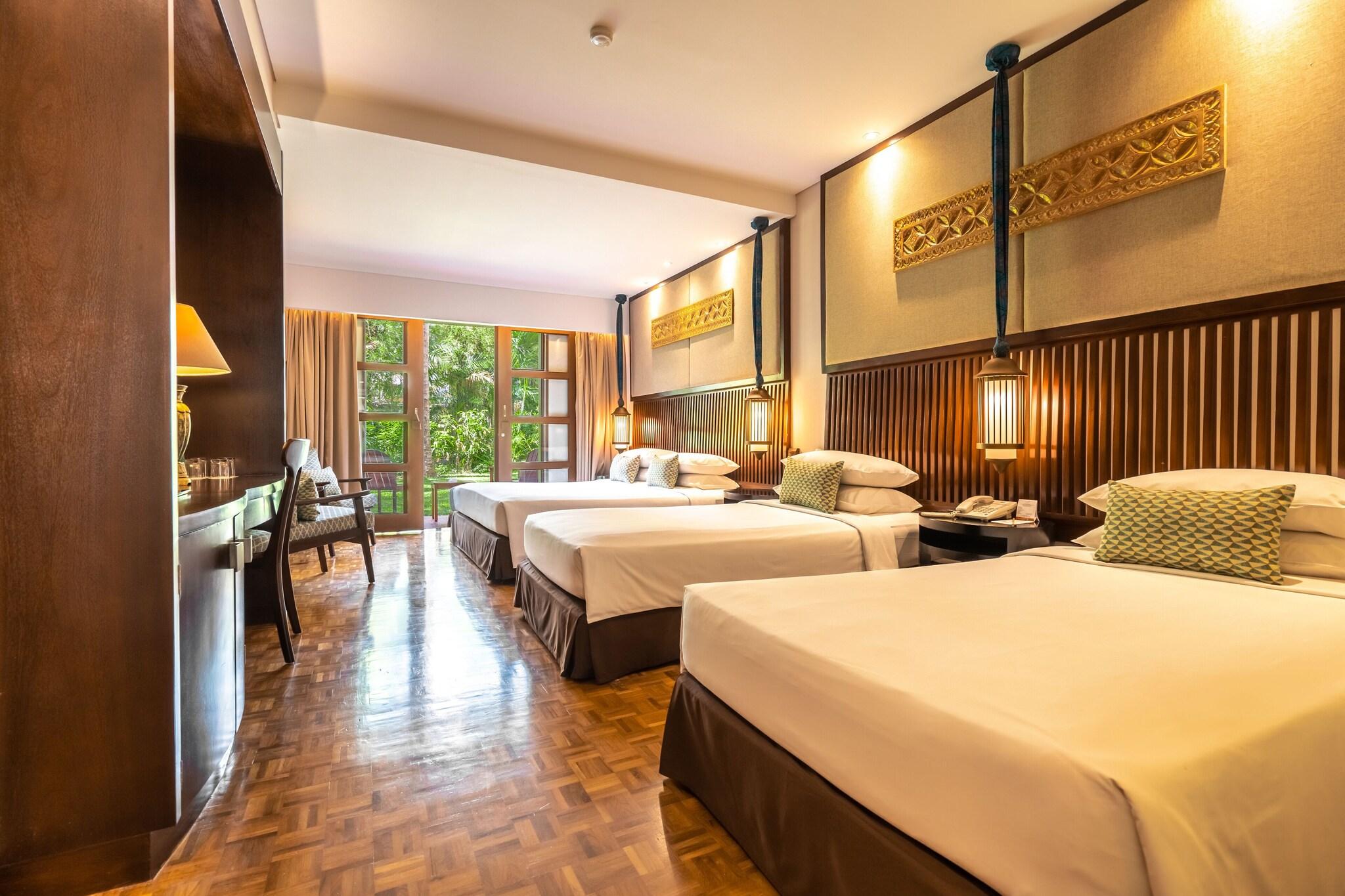 Family Room King Size Bed