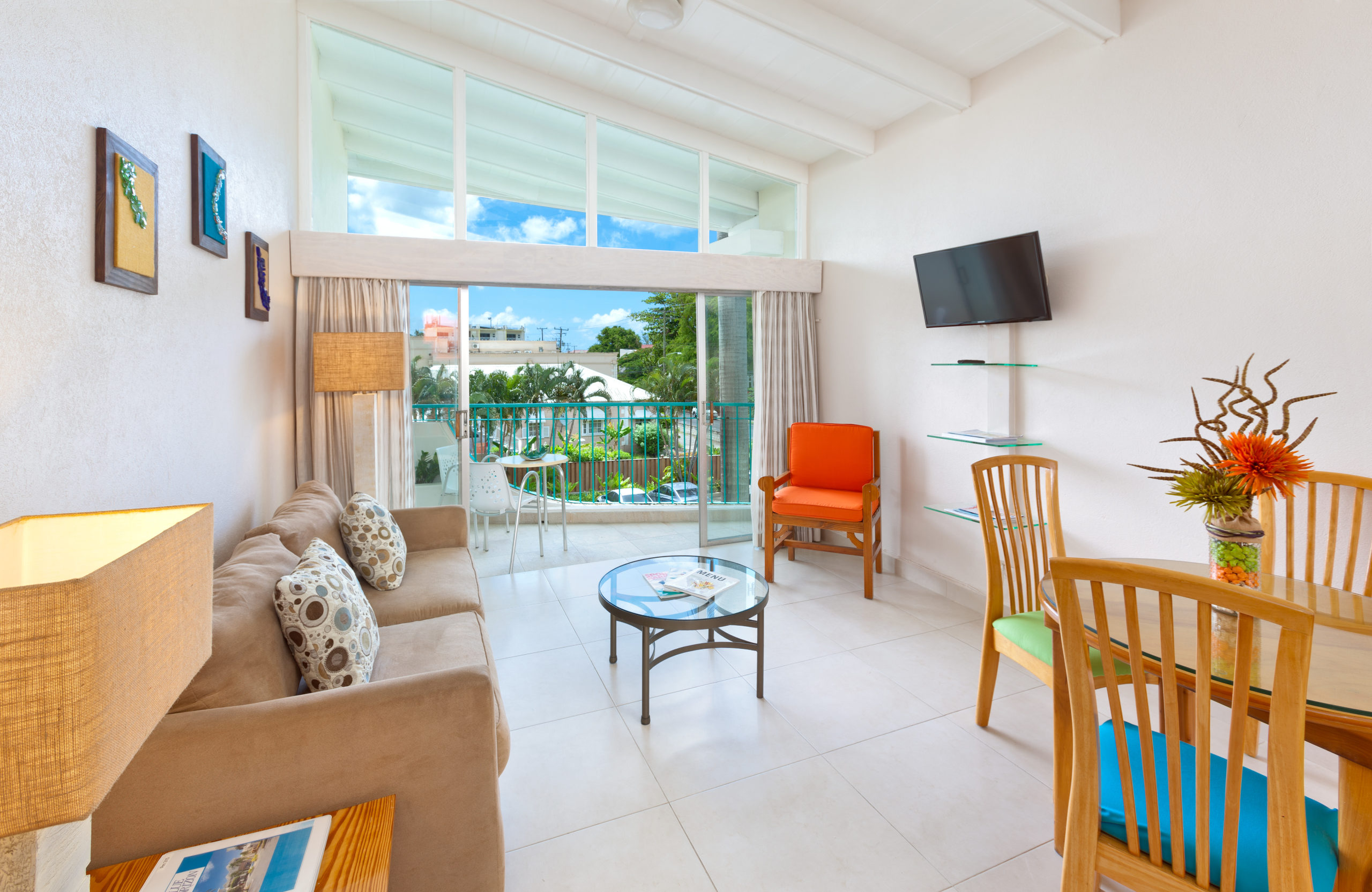 Double Deluxe Queen Bed