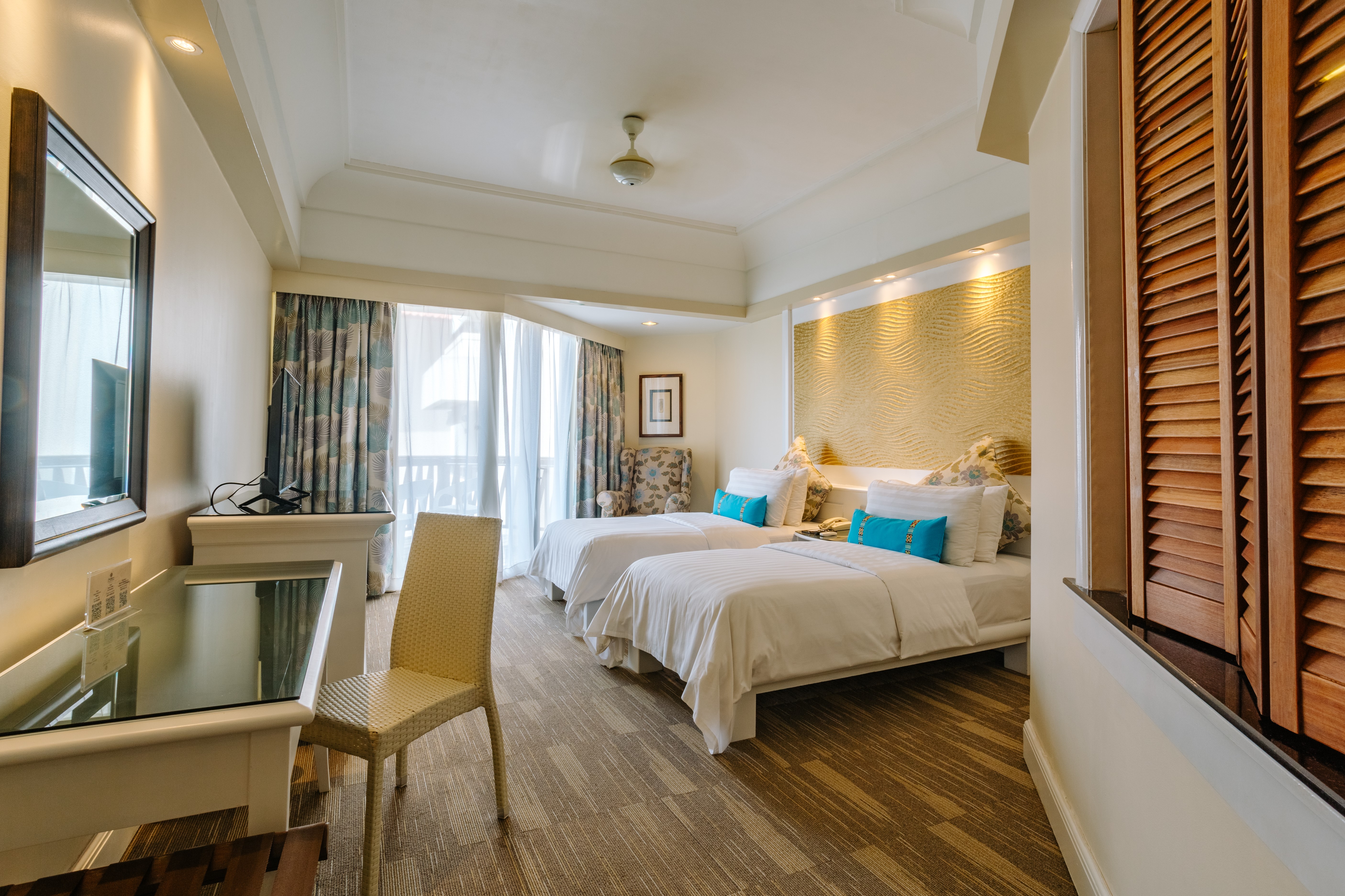 Twin Deluxe Garden View