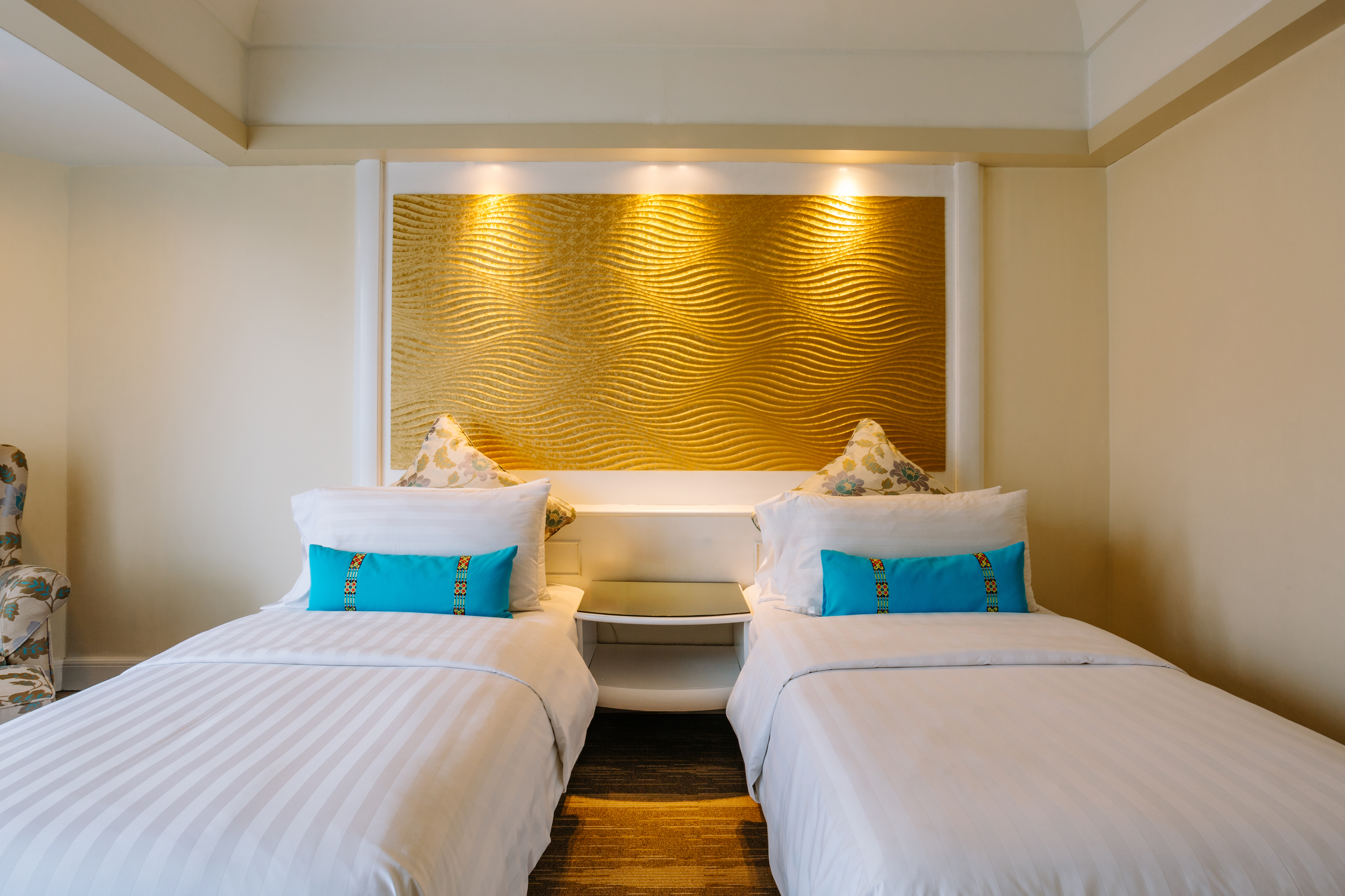 Twin Deluxe Garden View