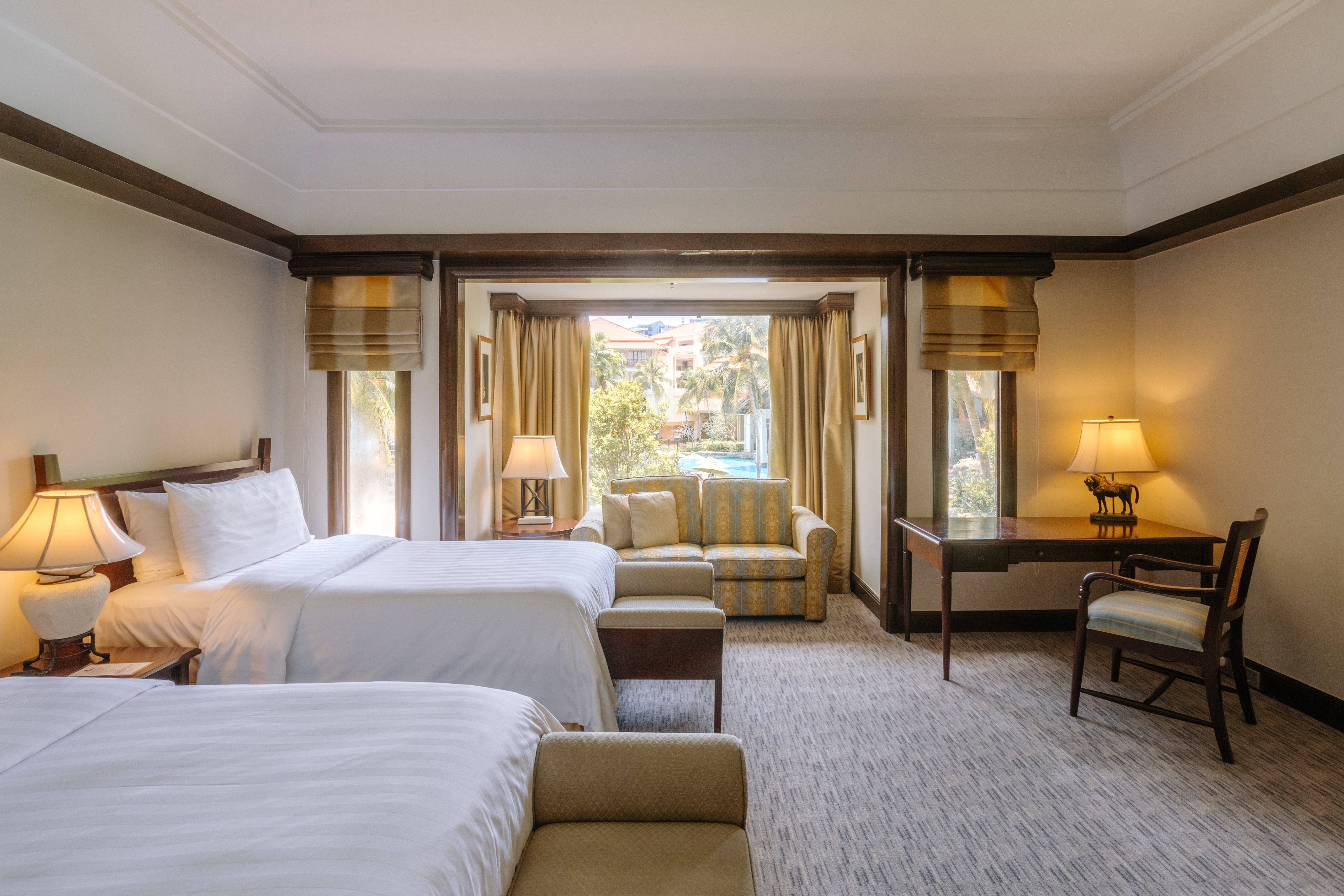 Twin King Bed One Bedroom 