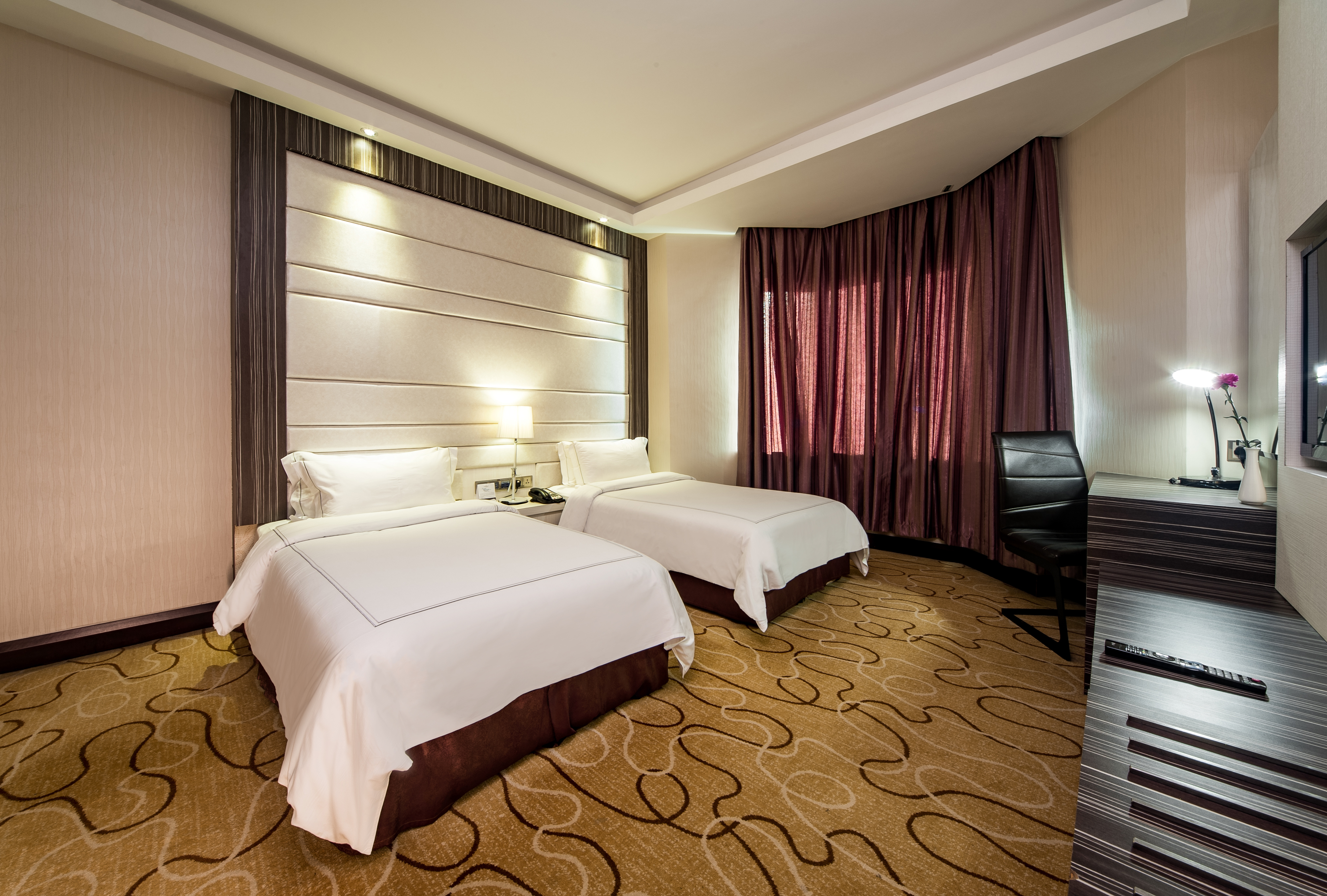 Double or Twin Superior