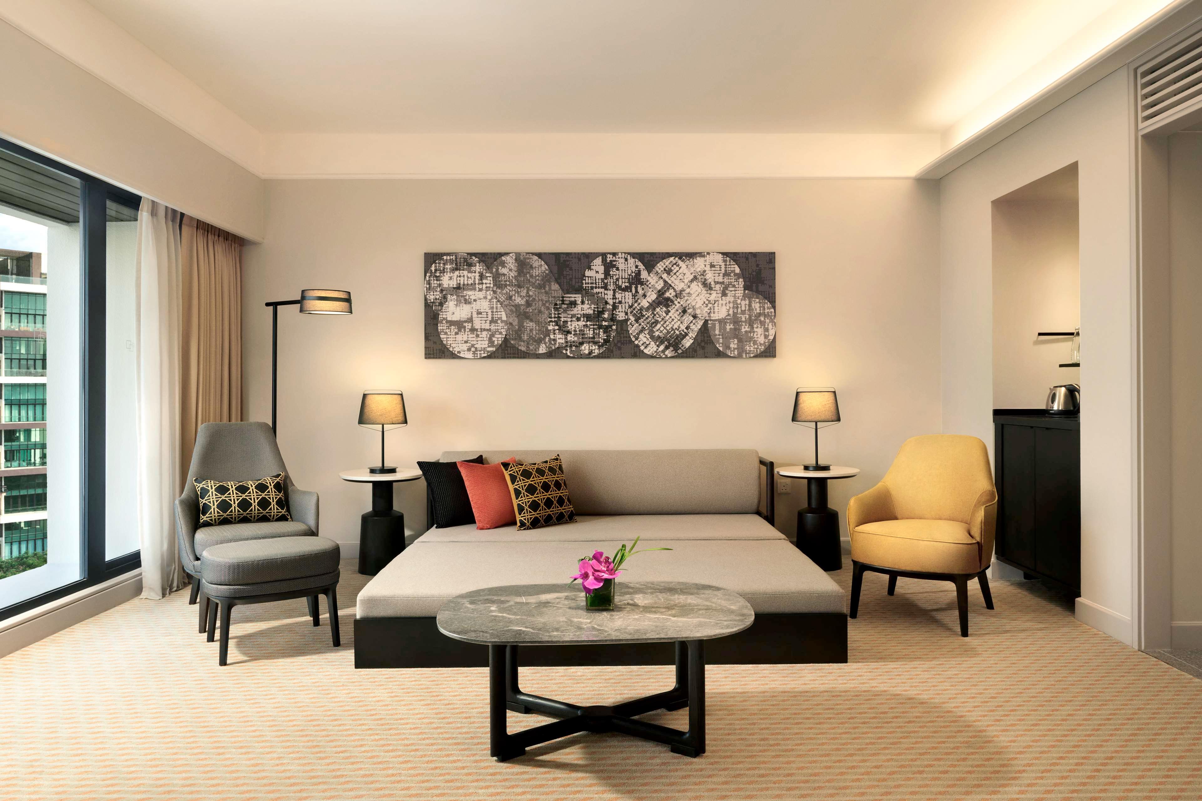 Family Room Deluxe King Bed