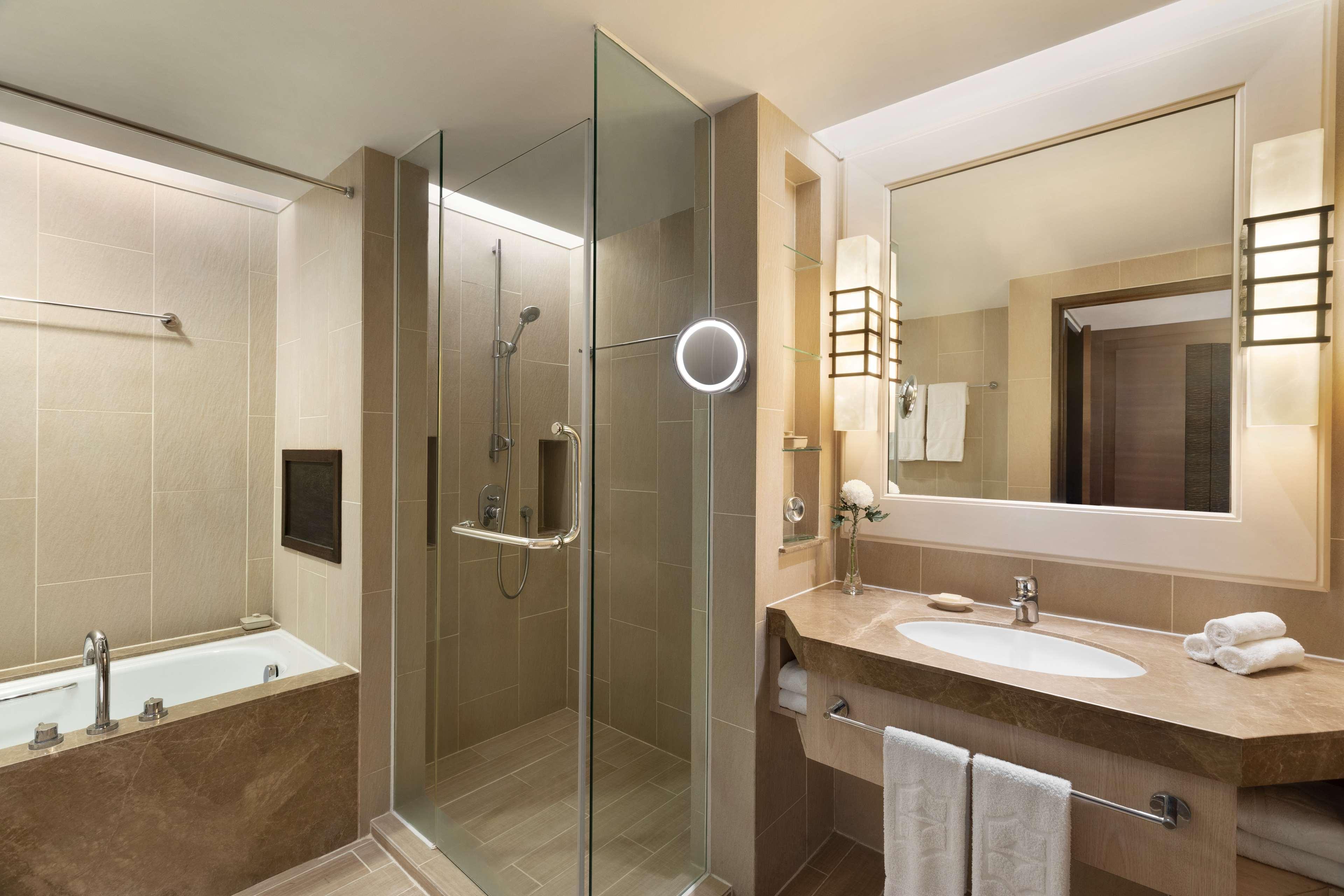 Suite Executive King Bed