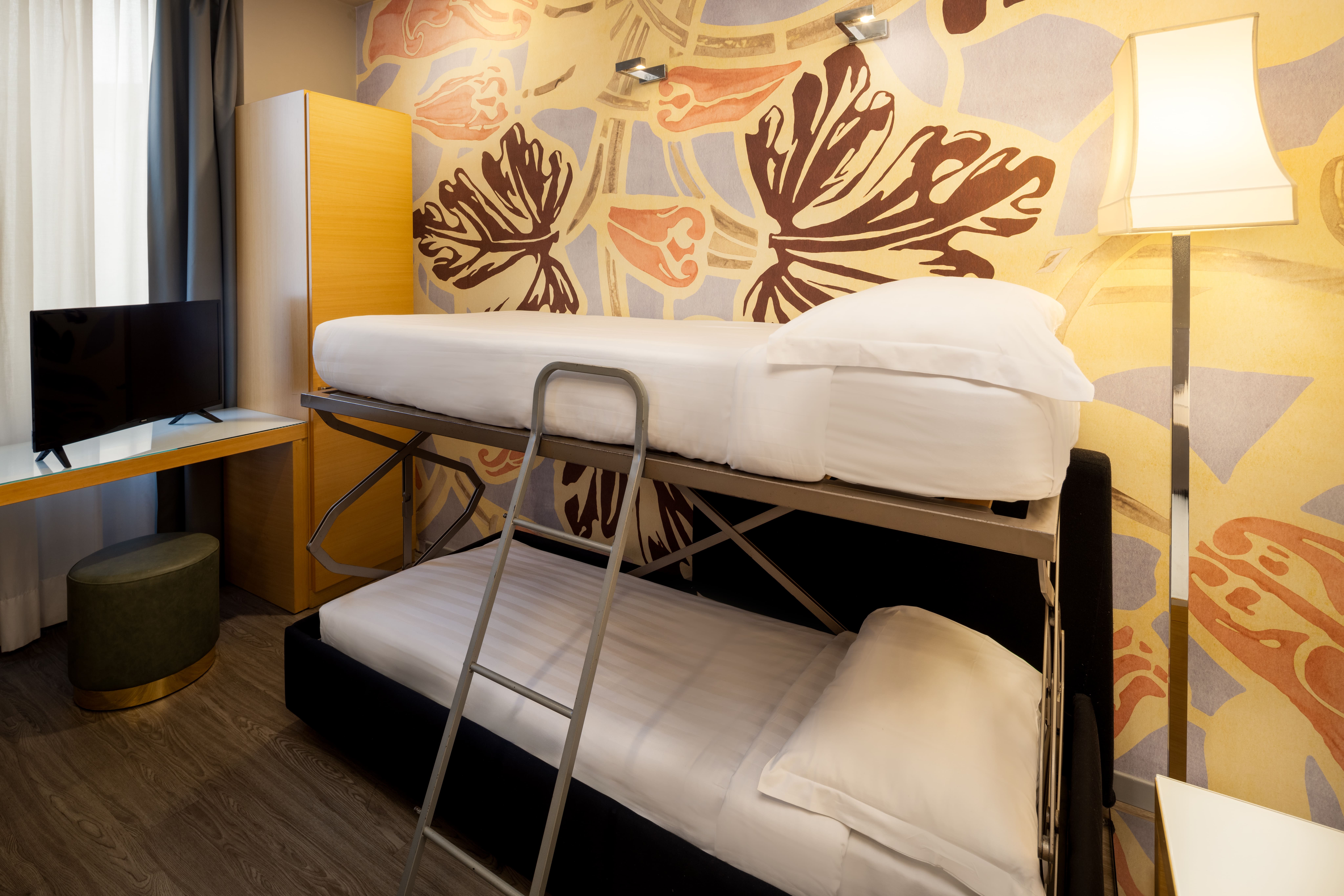 Double Premium Queen Bed