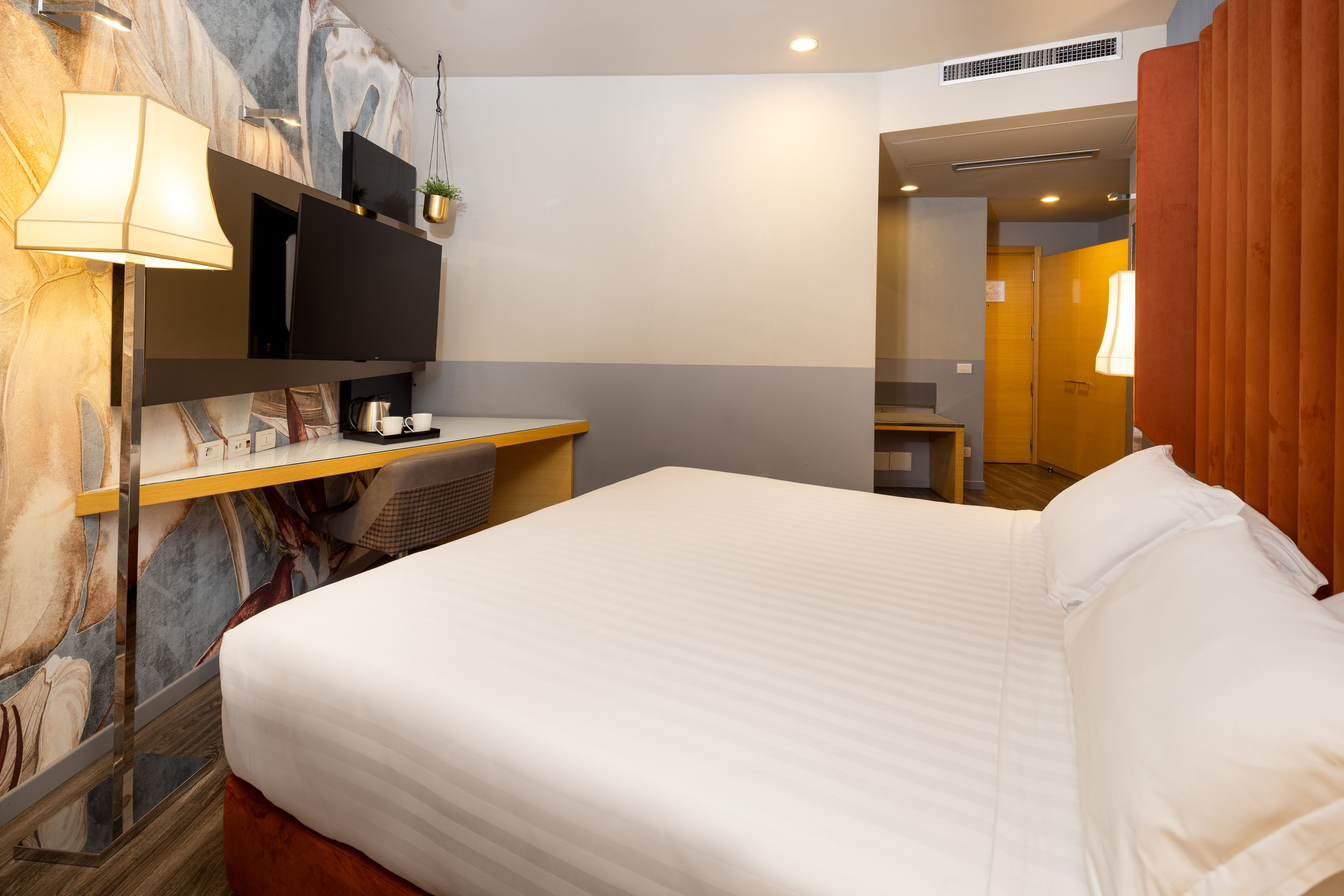 Room Premium