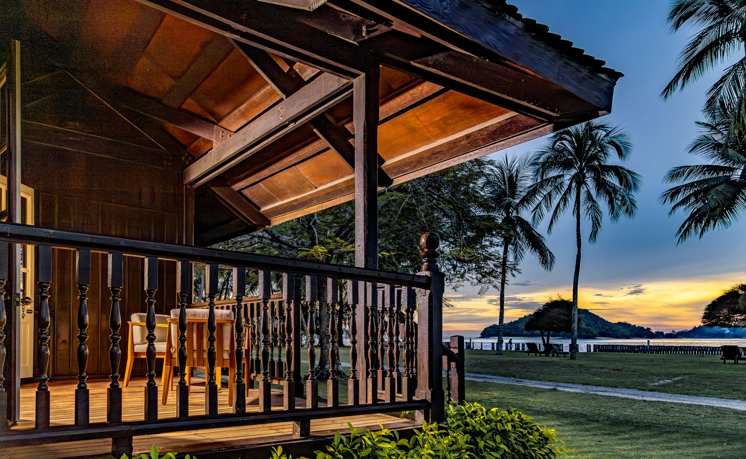 Double or Twin Beach Front