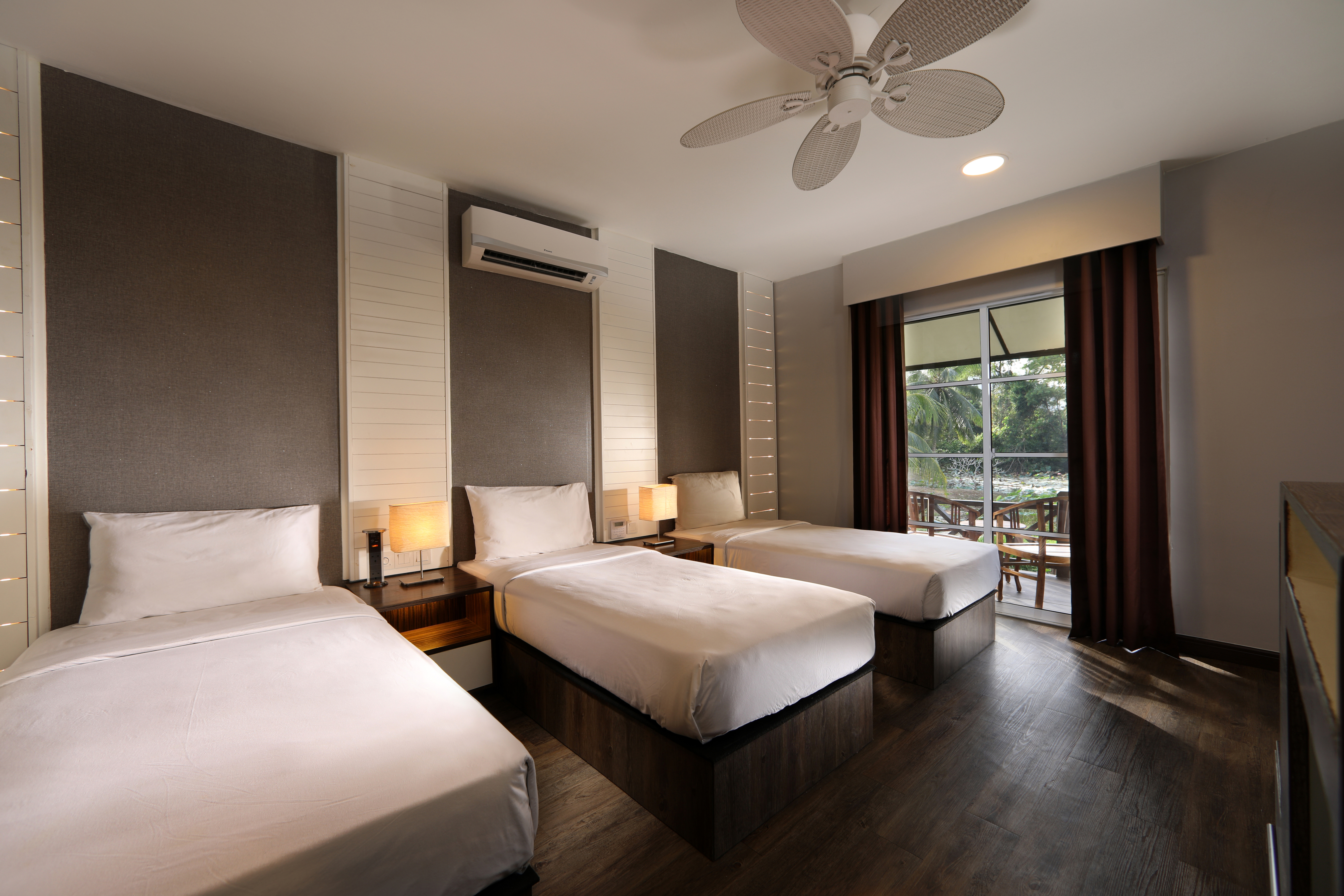 Double or Twin Superior